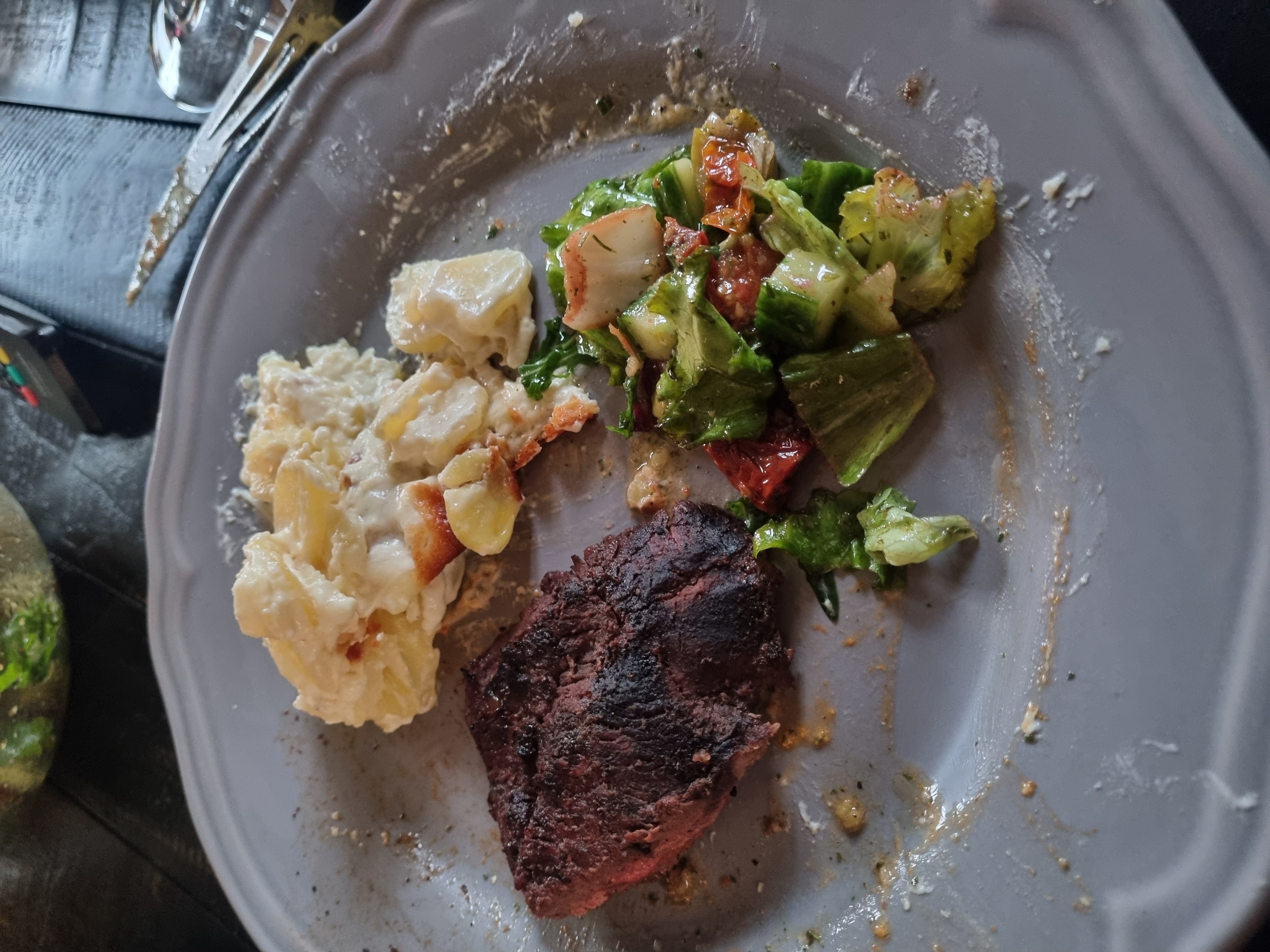 Biff med potatisgratäng