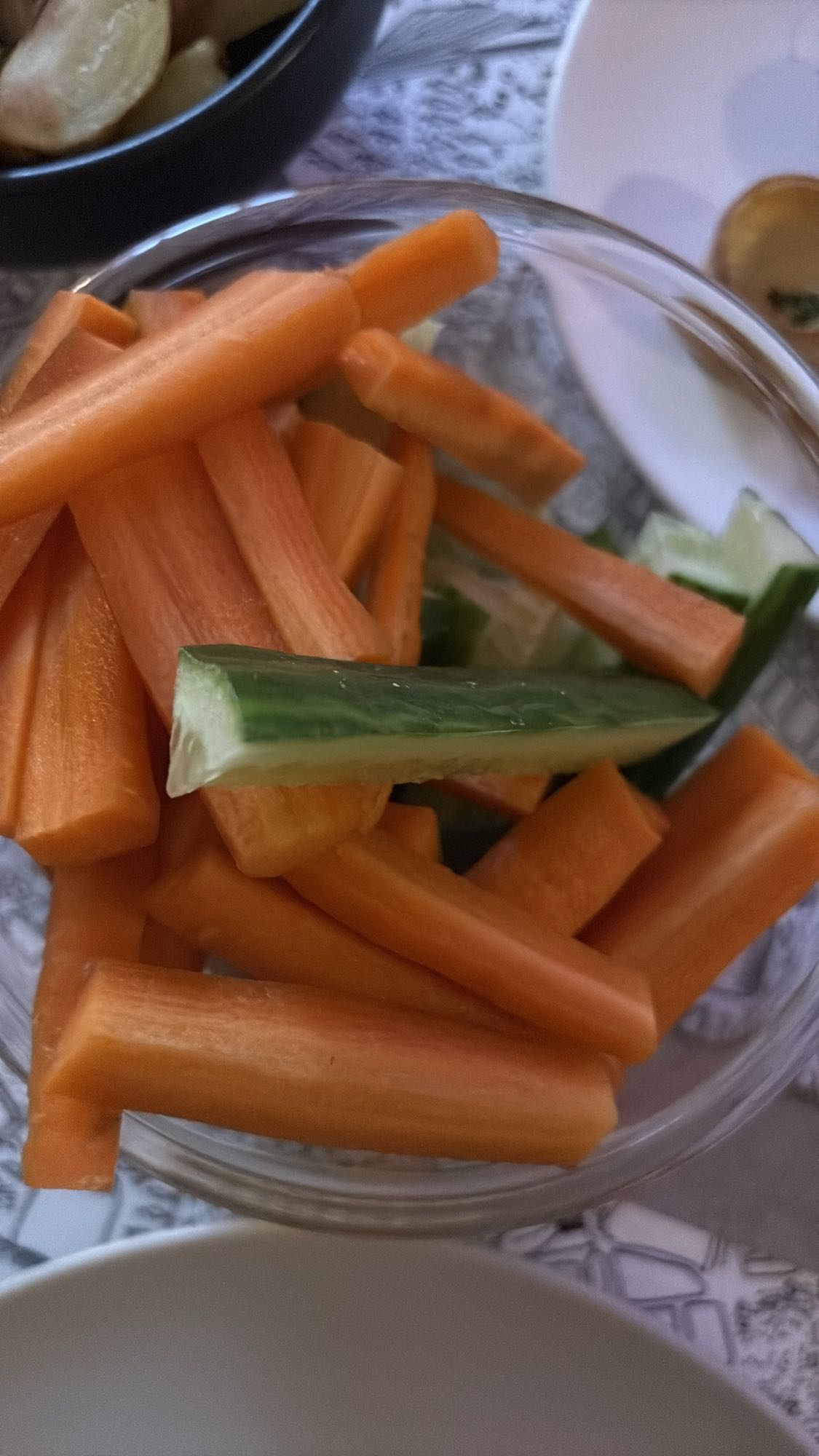 Morots- och gurkstavar