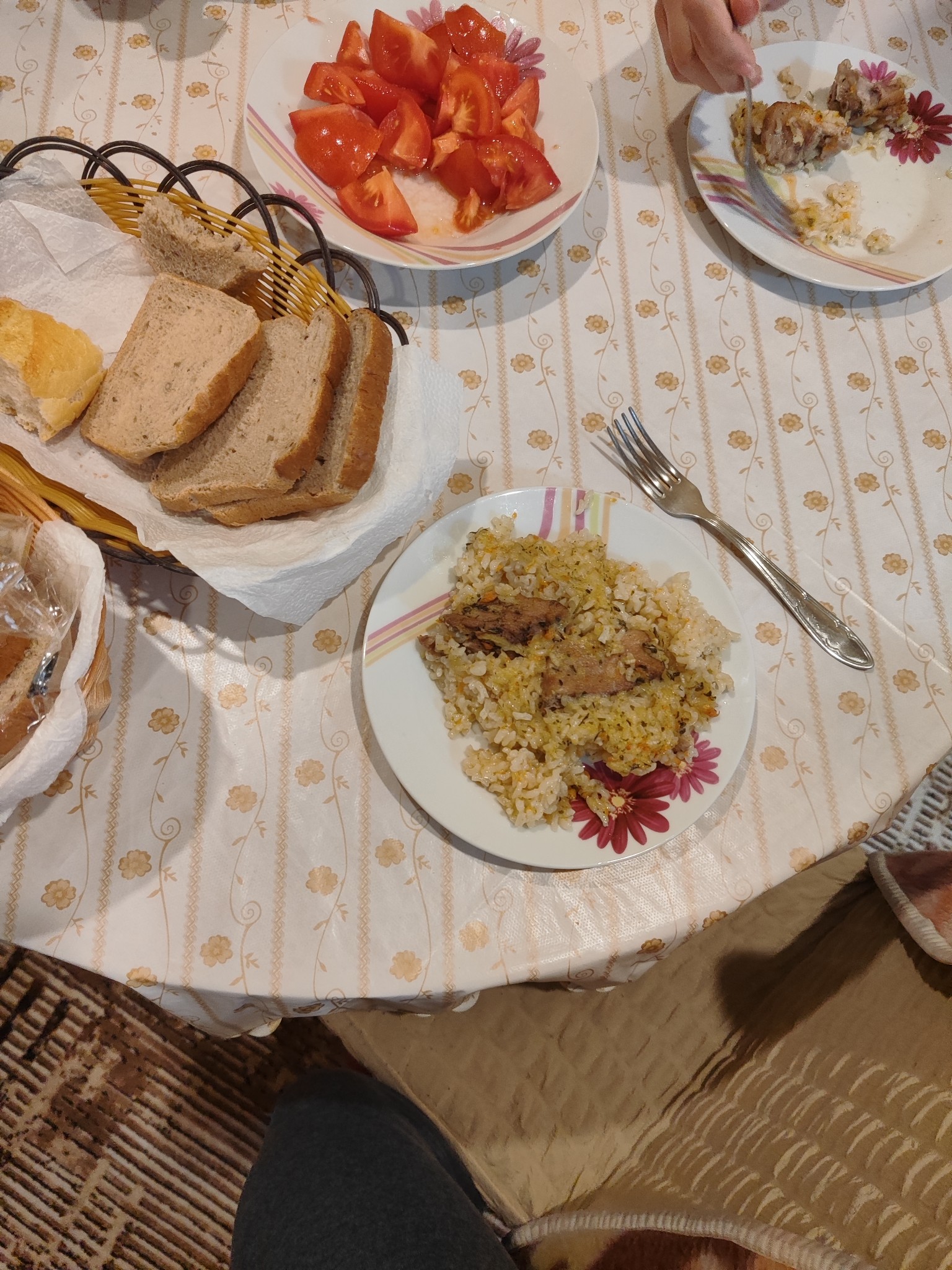 Chicken rice with bread