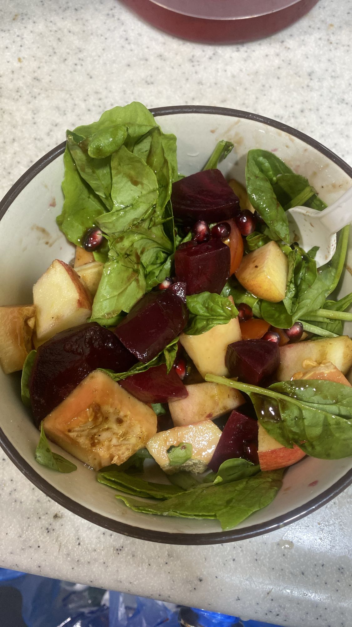 سلطة فواكه وخضار