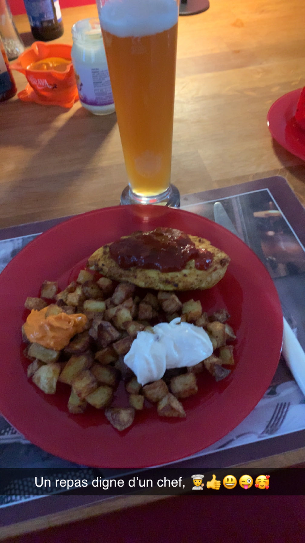 Poulet, pommes de terre, bière