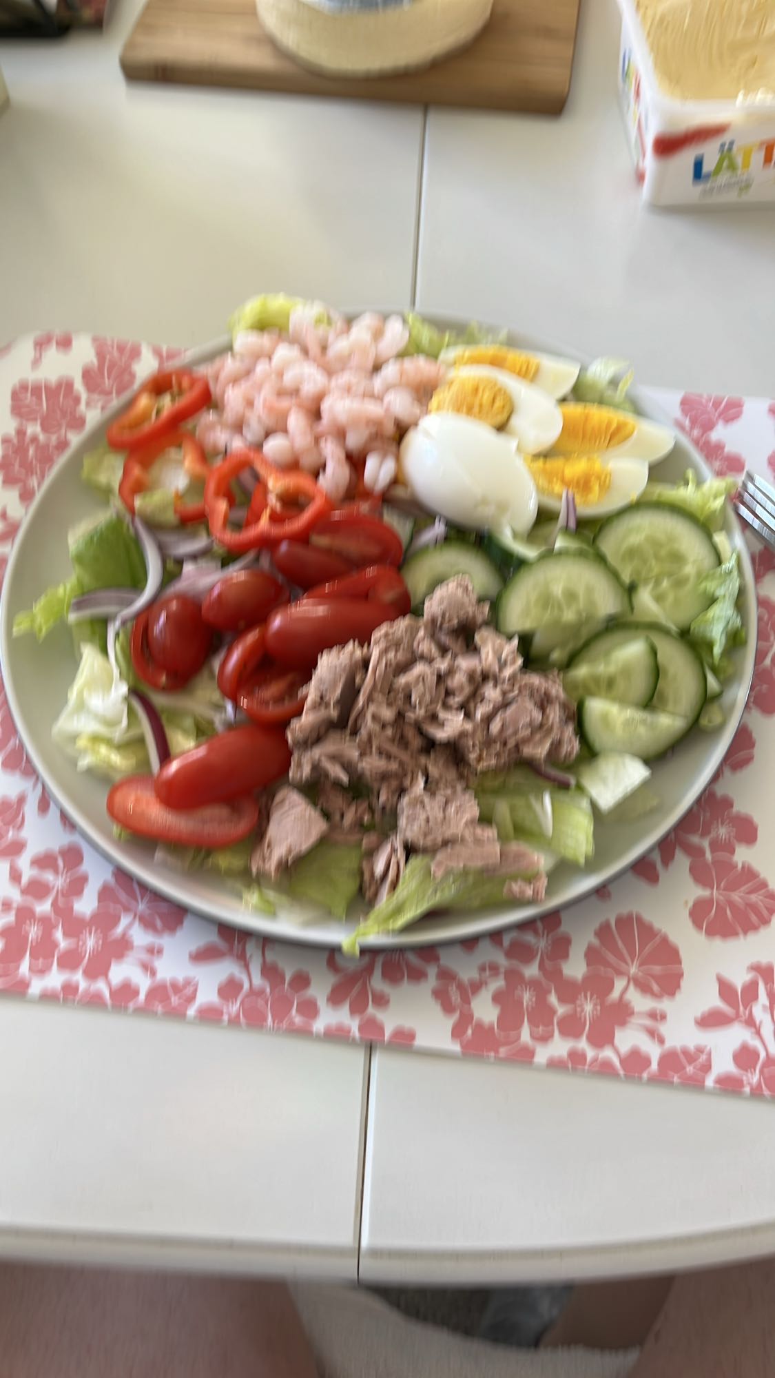 Tonfisk- och räksallad