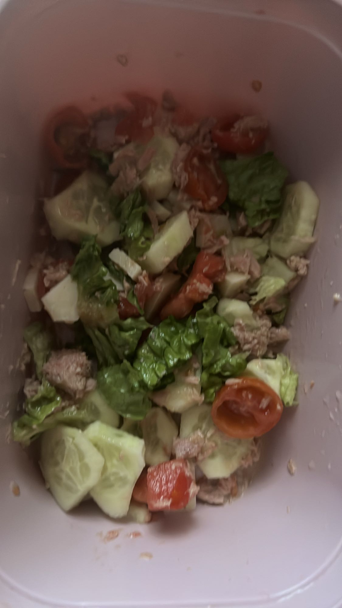Ensalada de atún fresca