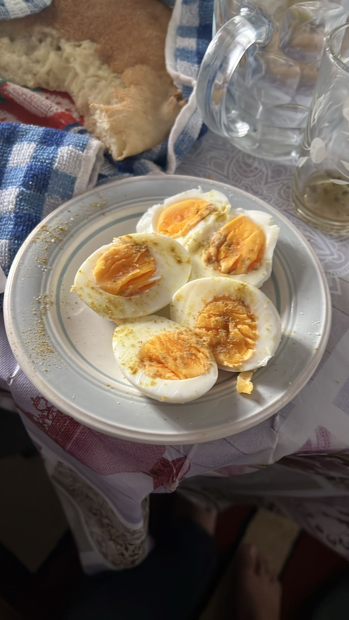 Huevos duros con especias