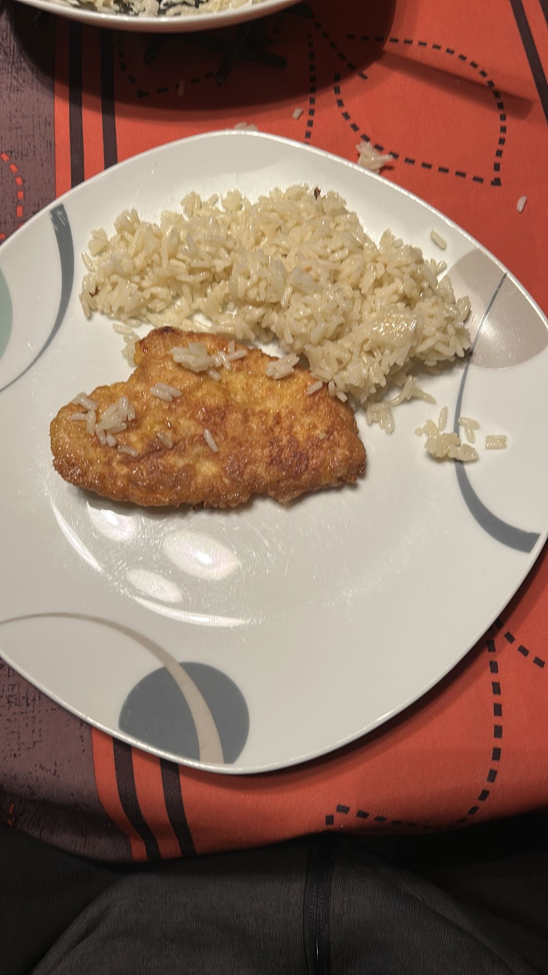 Selber gemachtes Schnitzel mit Reis