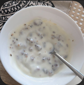 Yoghurt med müsli