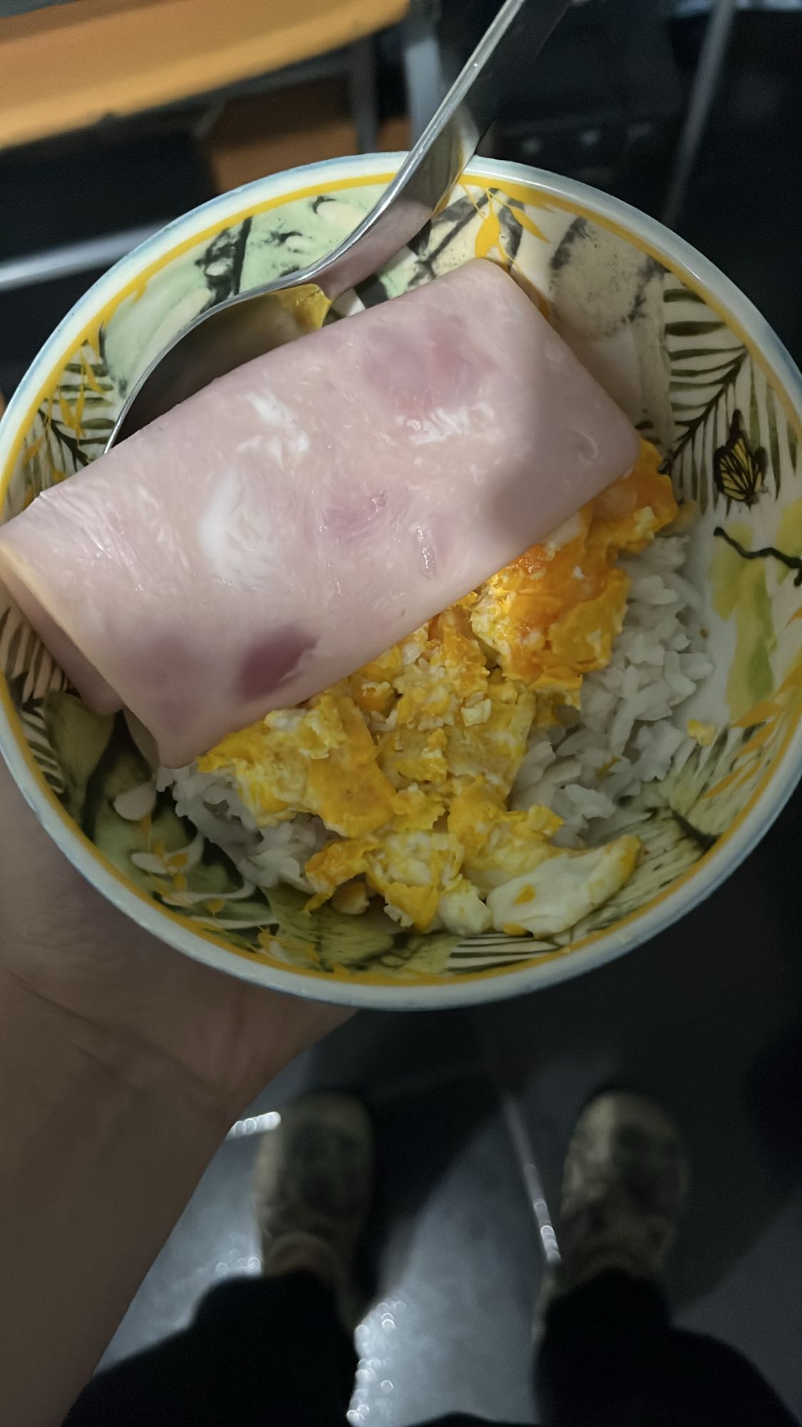 Arroz con huevo y jamón