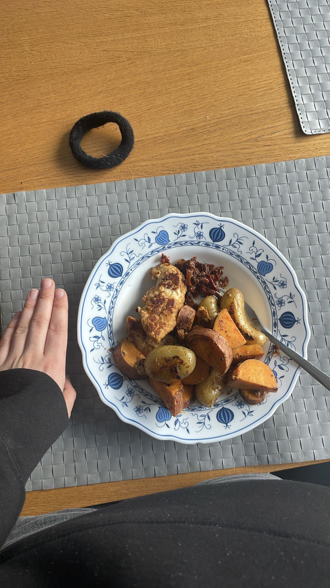 Kurczak z pieczonymi ziemniakami