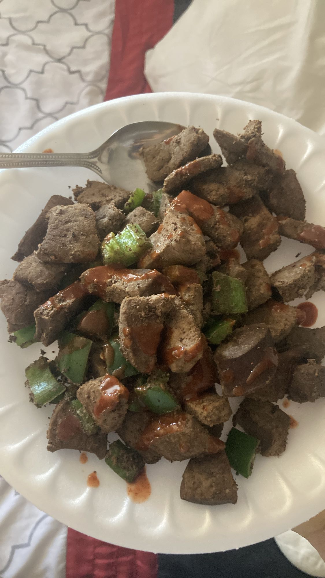 Hígado con pimientos