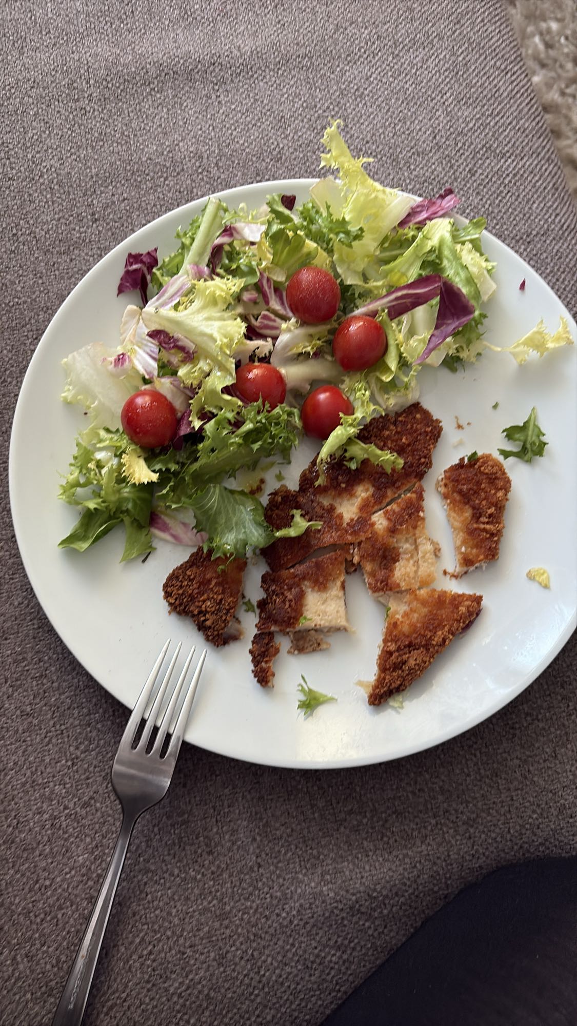 Chicken cutlet salad plate