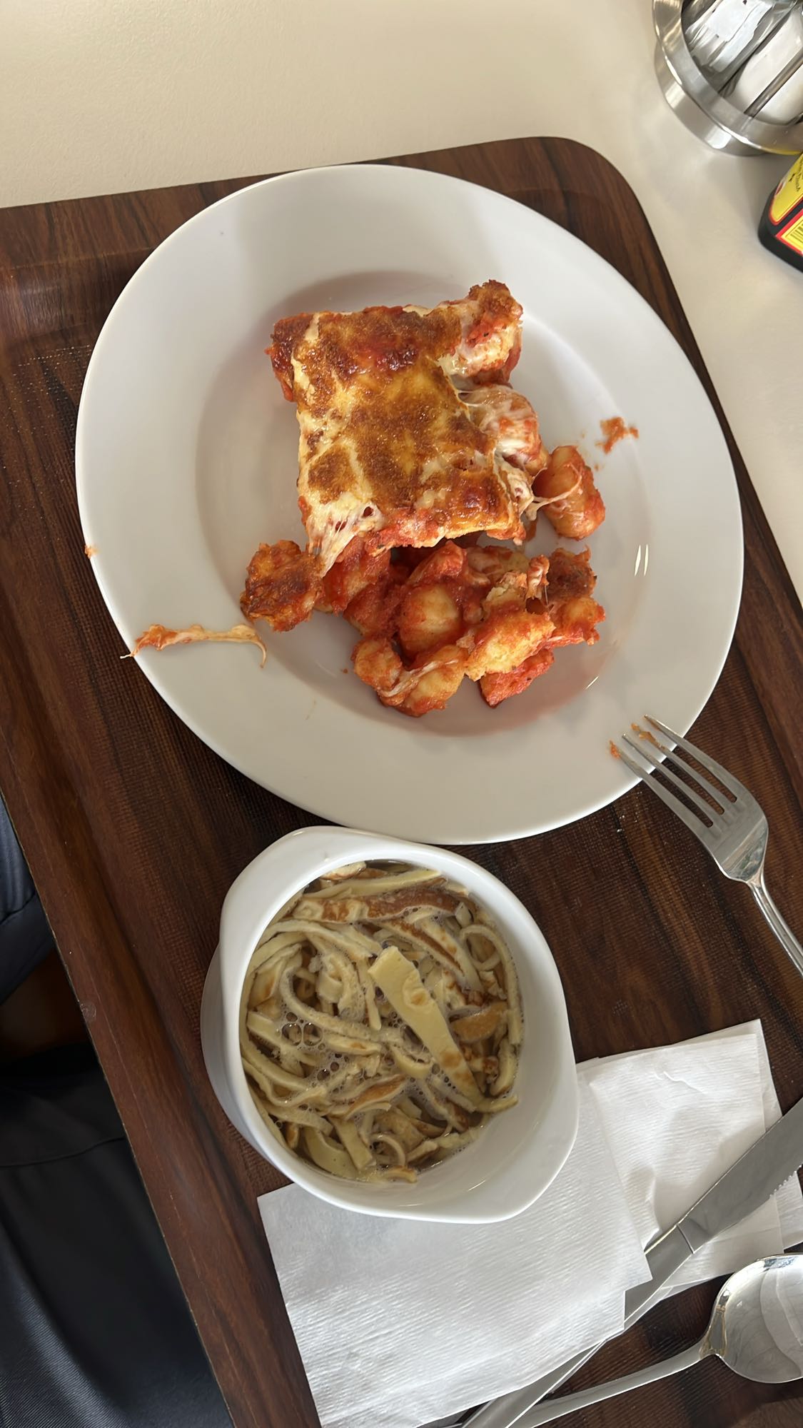 Lasagne und Nudelsuppe