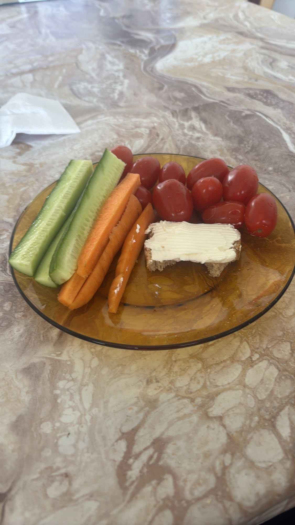 Зеленчукова закуска с хляб