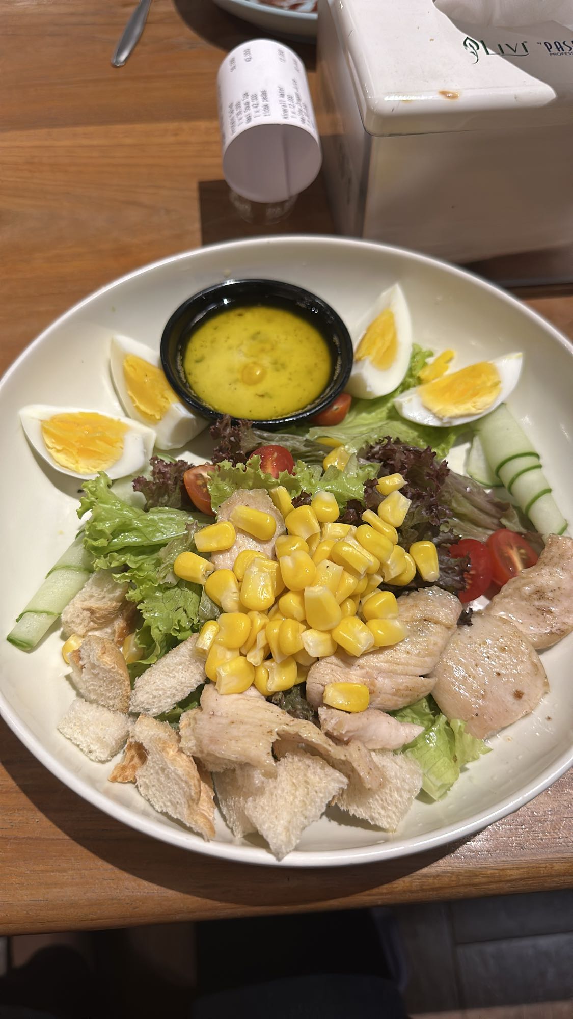 Salad ayam dan telur