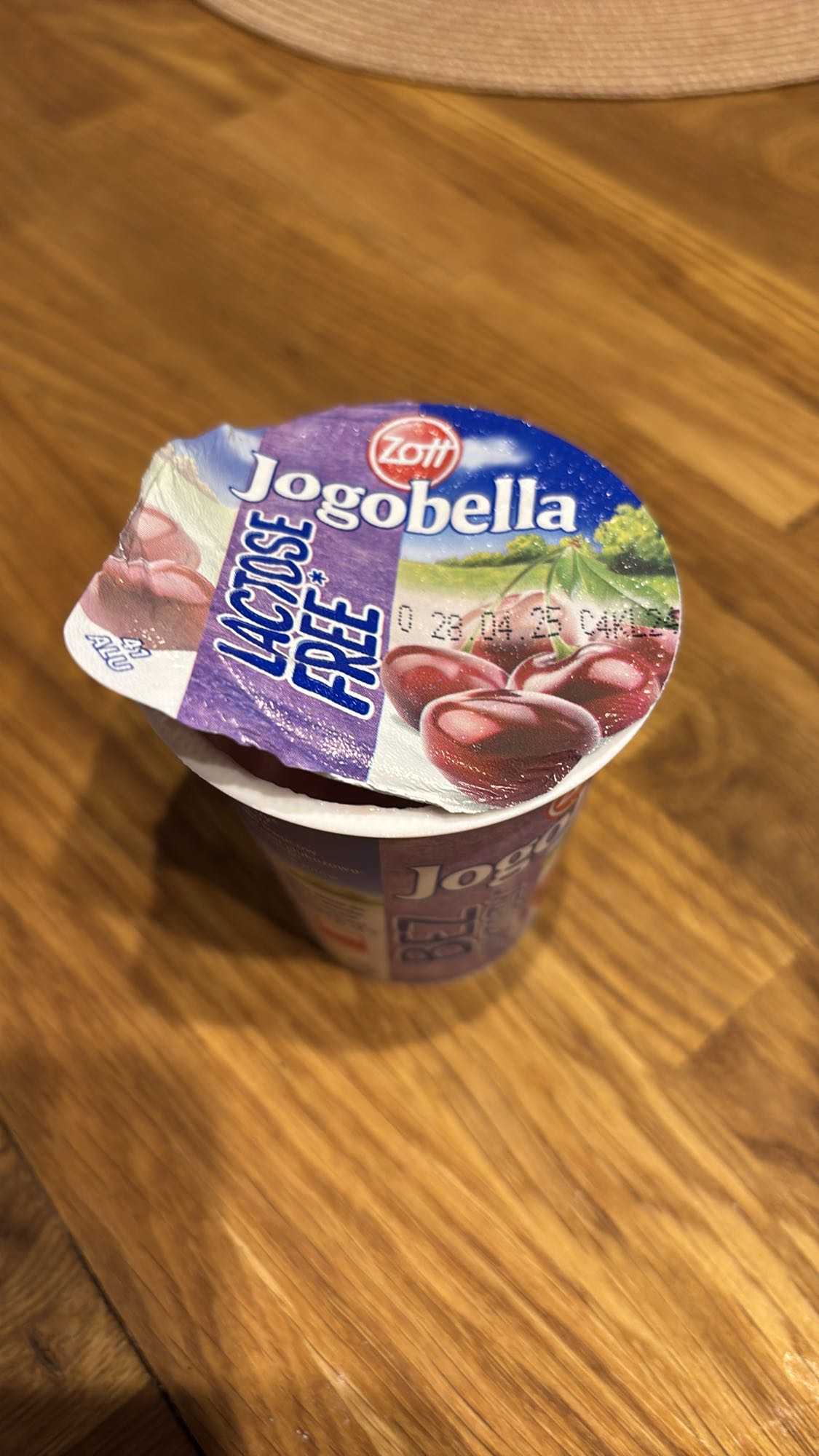 Jogurt wiśniowy bez laktozy