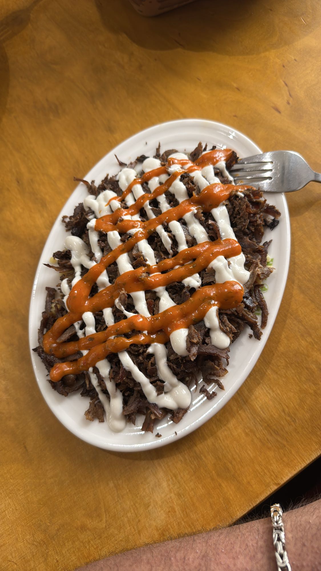 Carne deshebrada mit Soßen