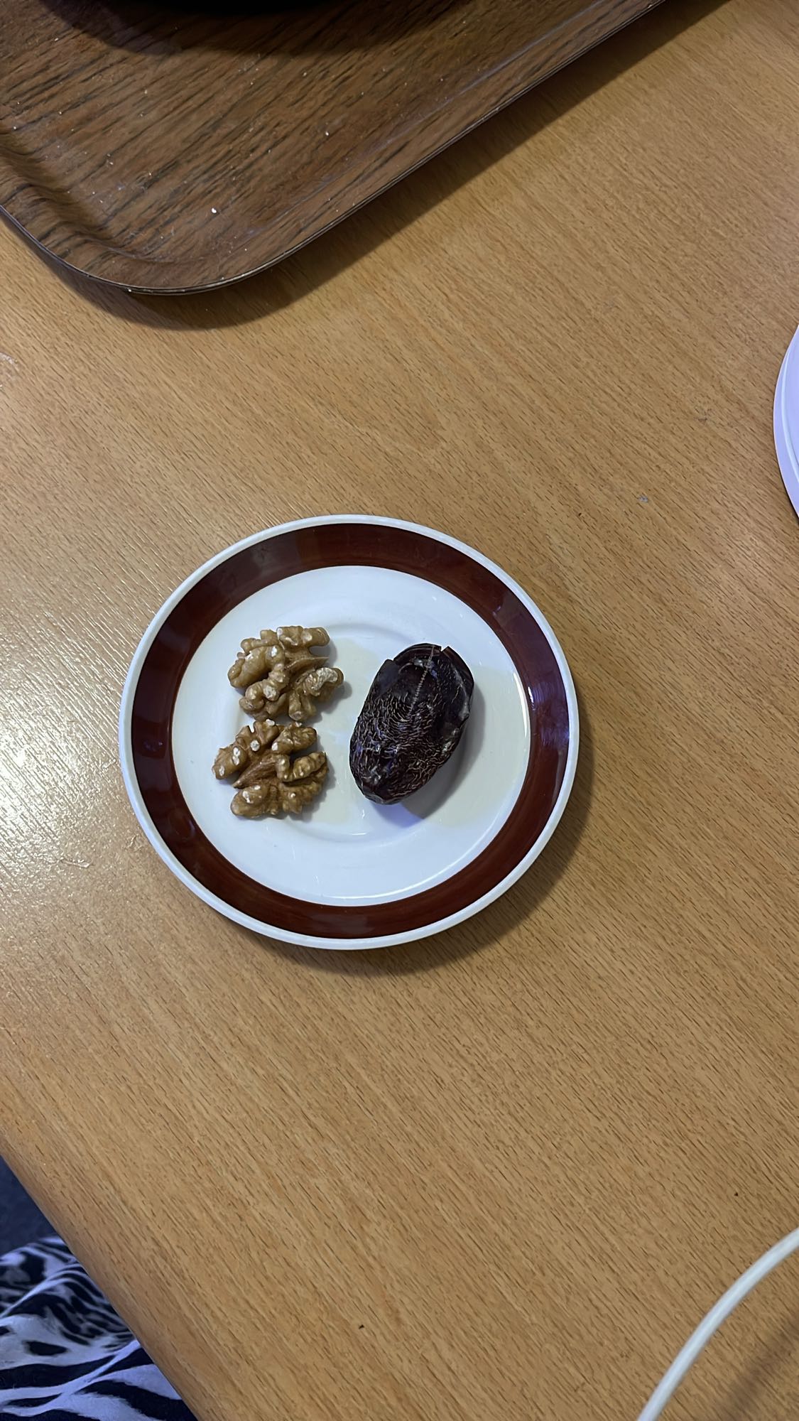 Valnötter och dadel