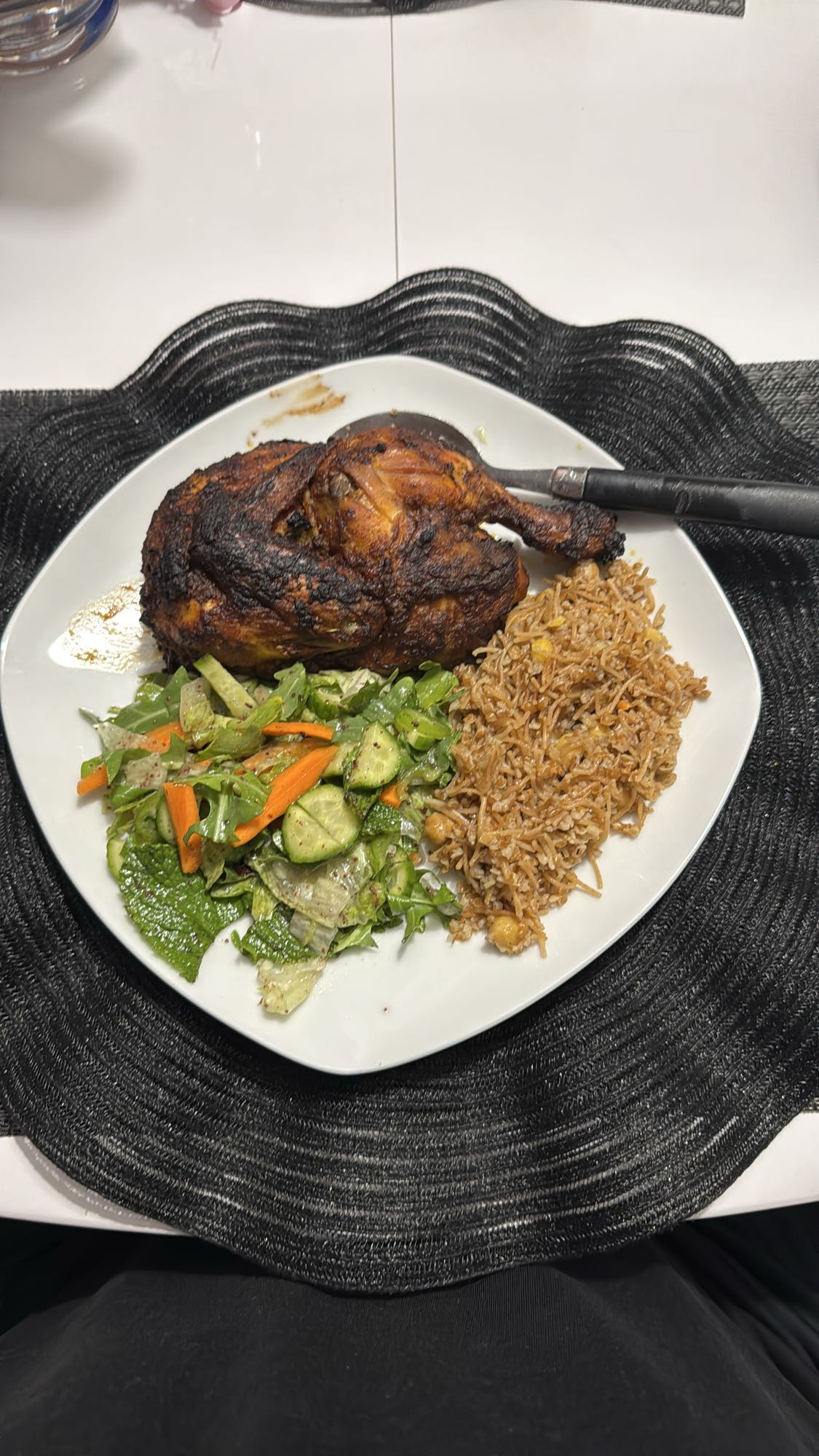 Gegrilltes Hähnchen mit Bulgur