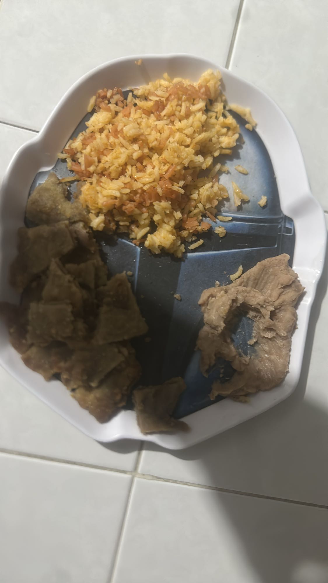 Arroz con carne mixta