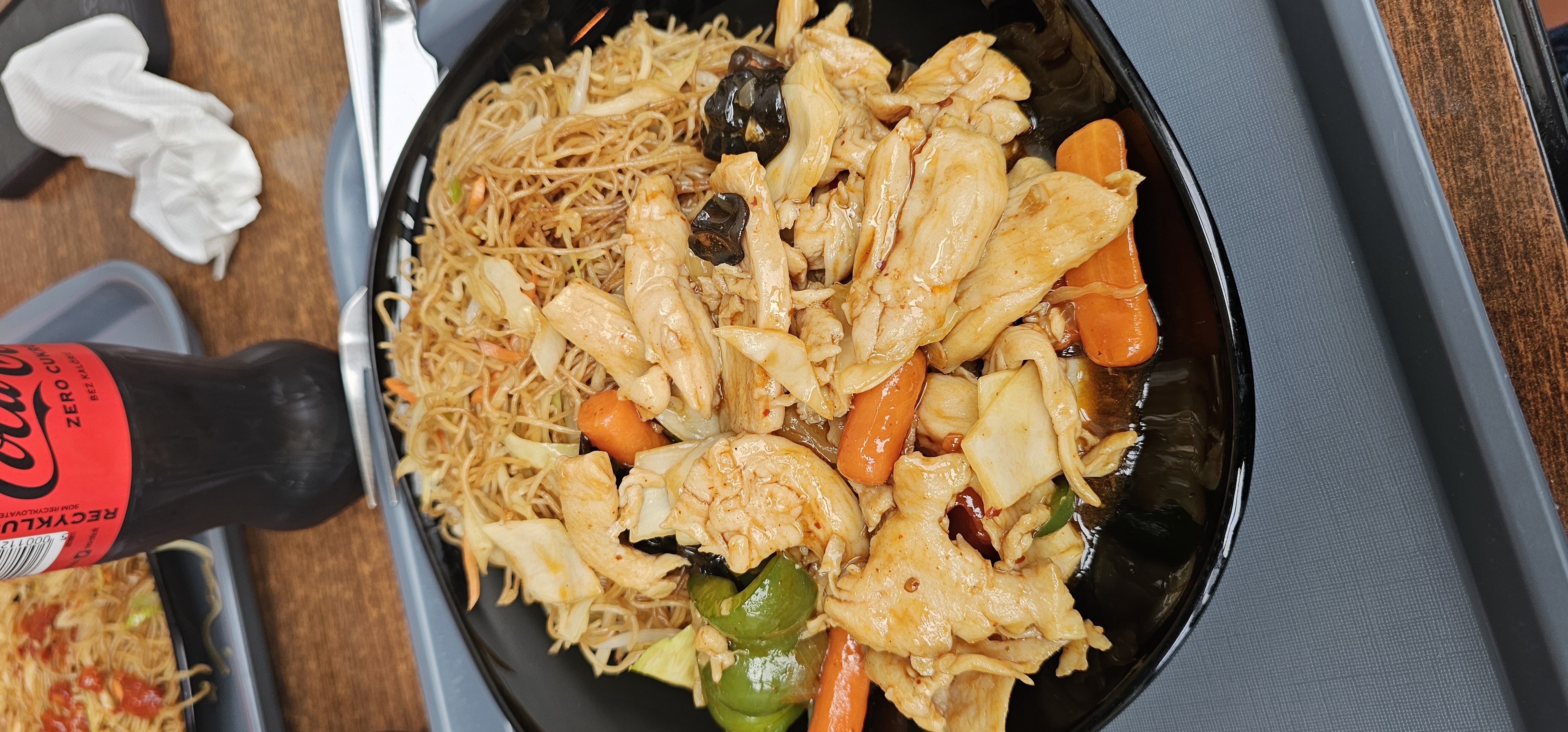 Chicken stir-fry noodles