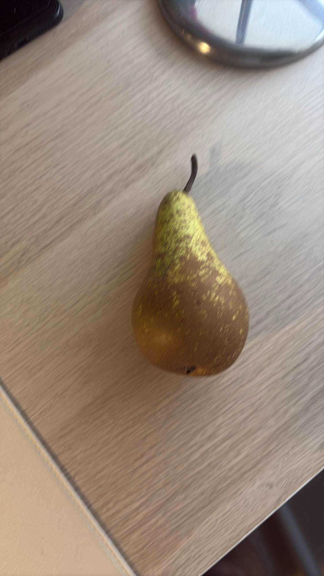 Single Pear