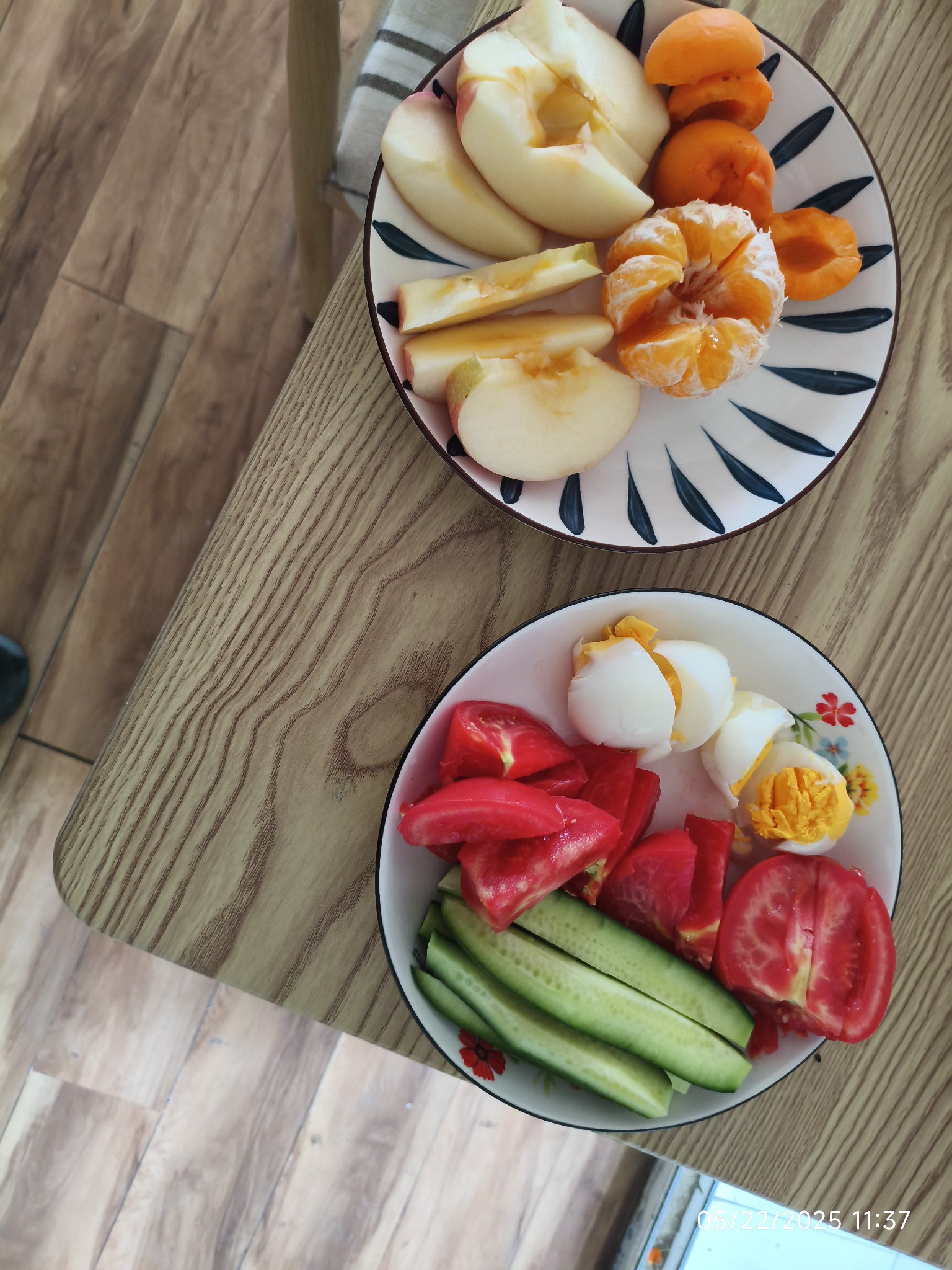 Fruit and veggie plate