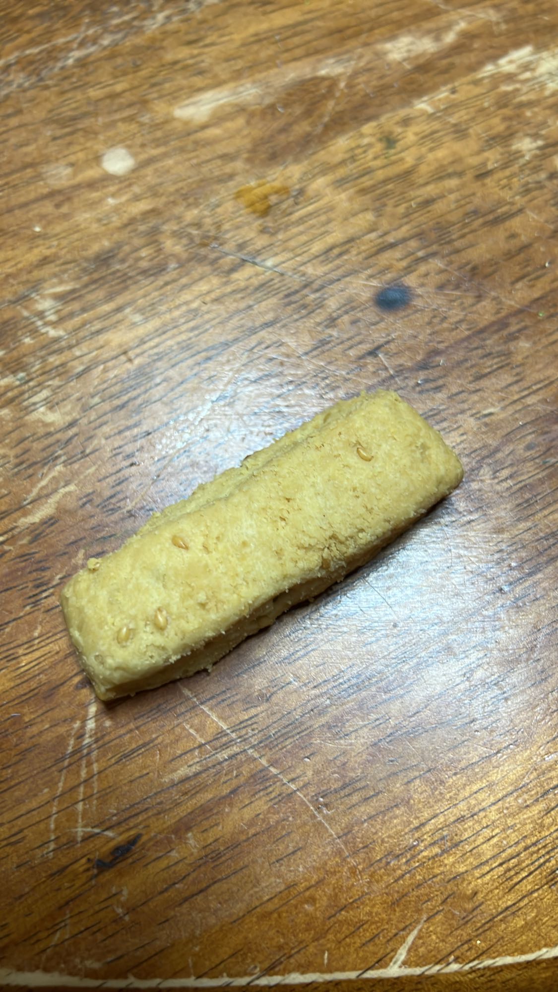 Sesame biscuit stick