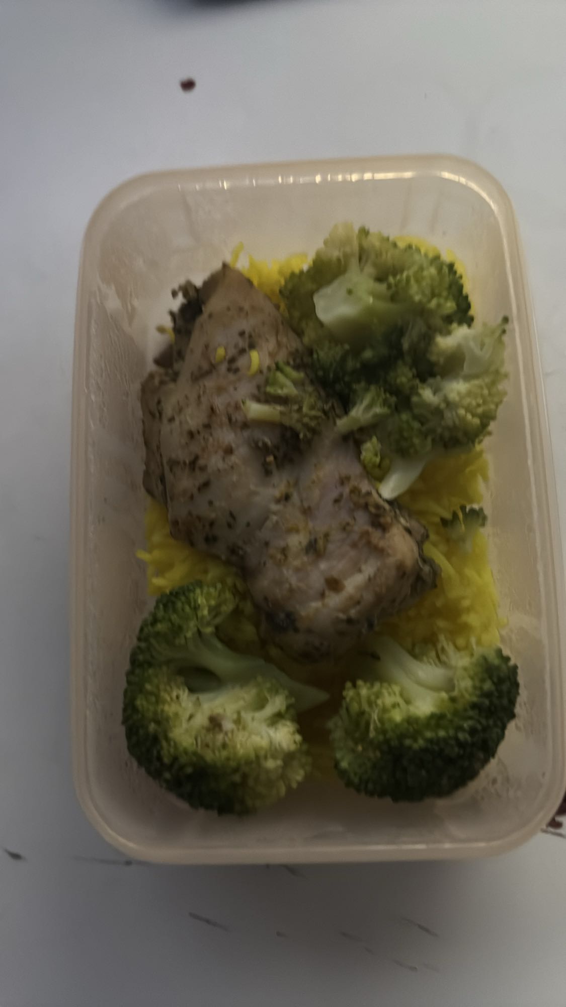 Pollo con arroz y brócoli