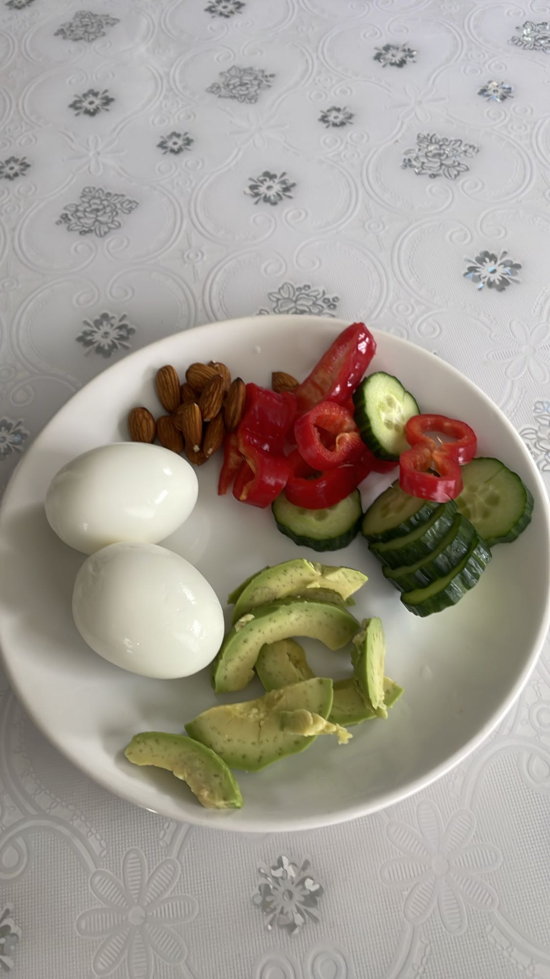 Eggs og grønnsakstallerken