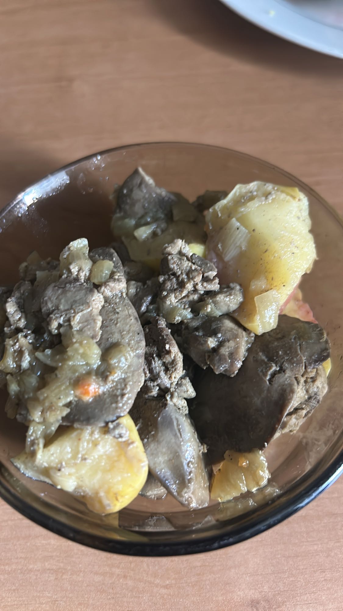 Wątróbka z jabłkiem