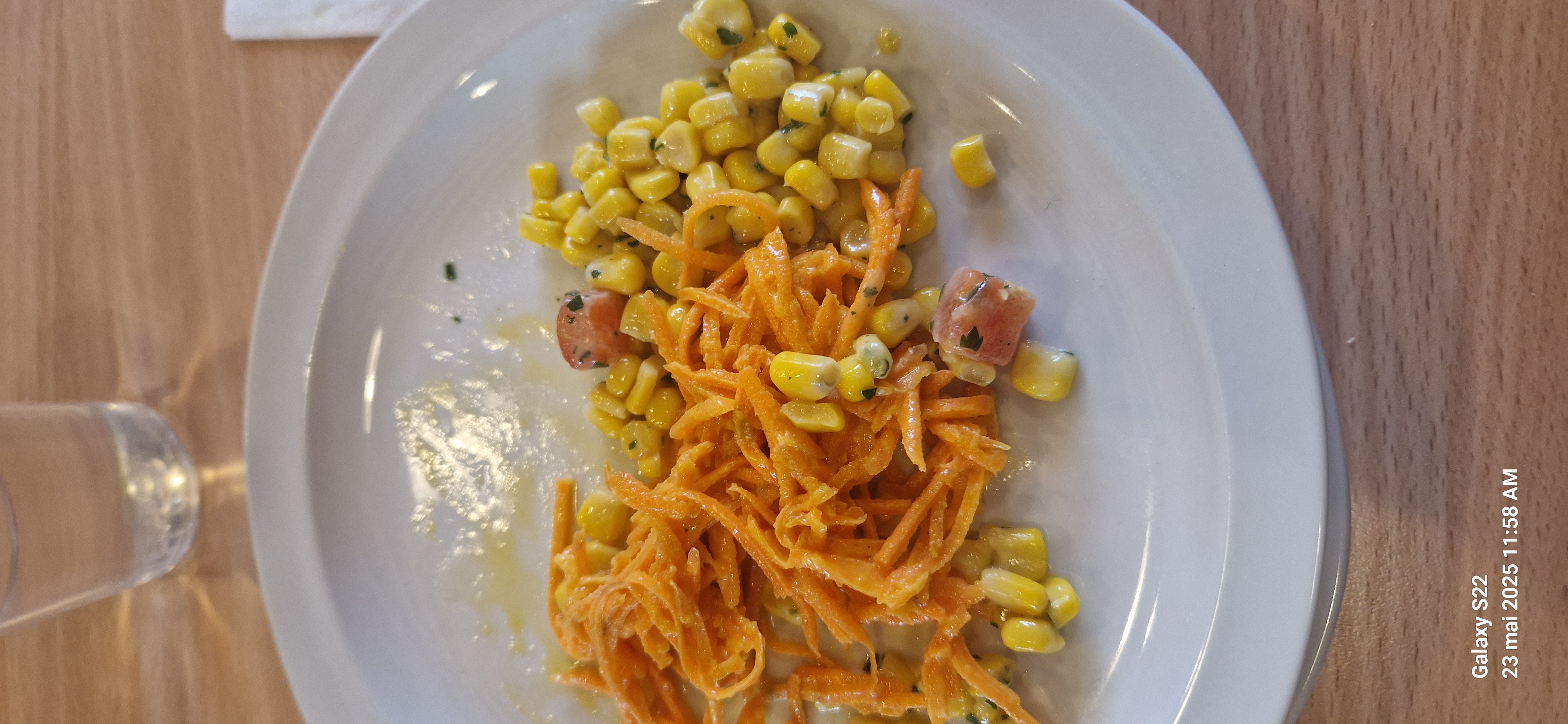 Salade maïs et carottes