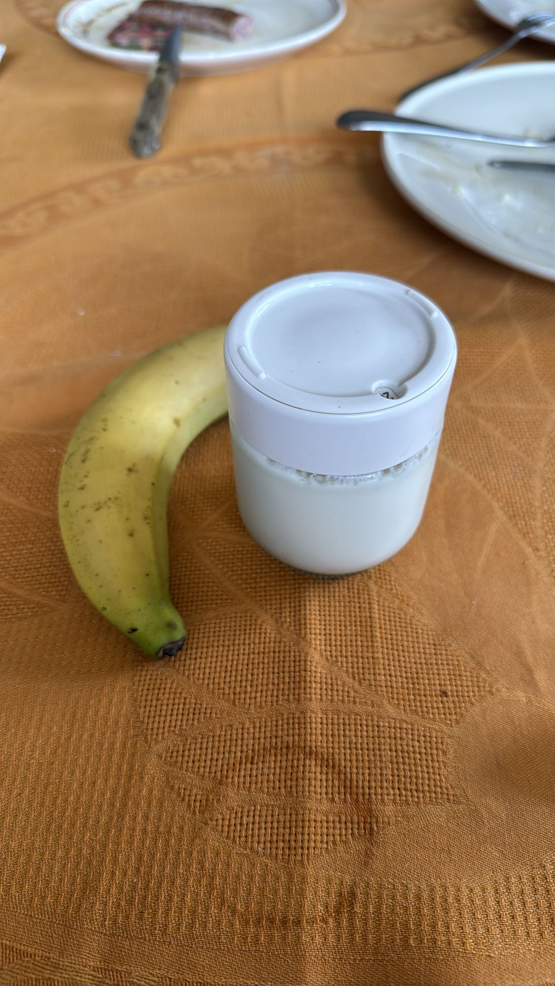 Banane et yaourt nature