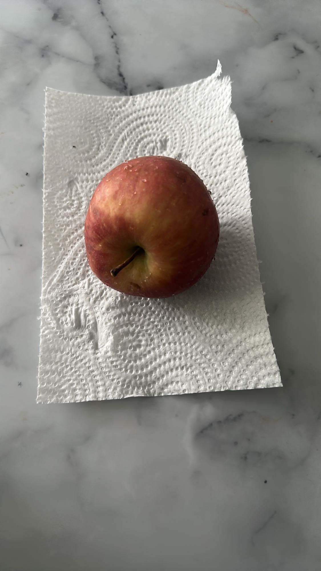 Röd äpple