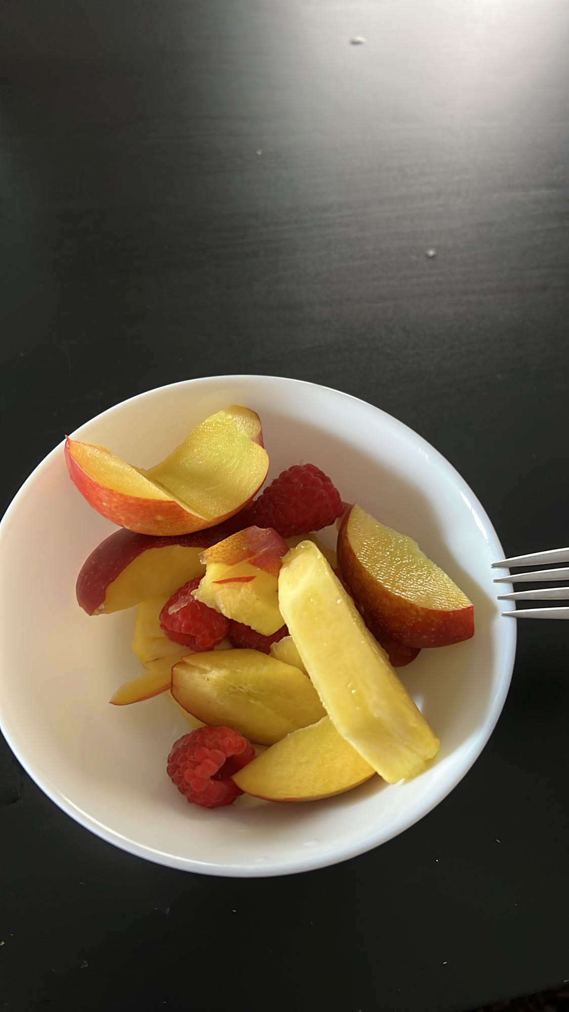 Φρουτοσαλάτα με ροδάκινο