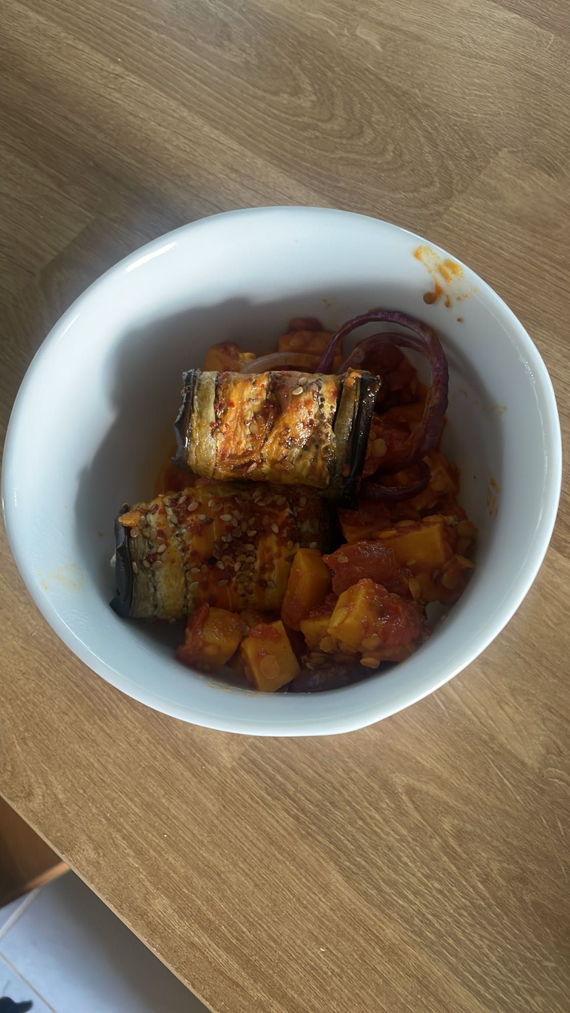 Roladki z bakłażana z warzywami