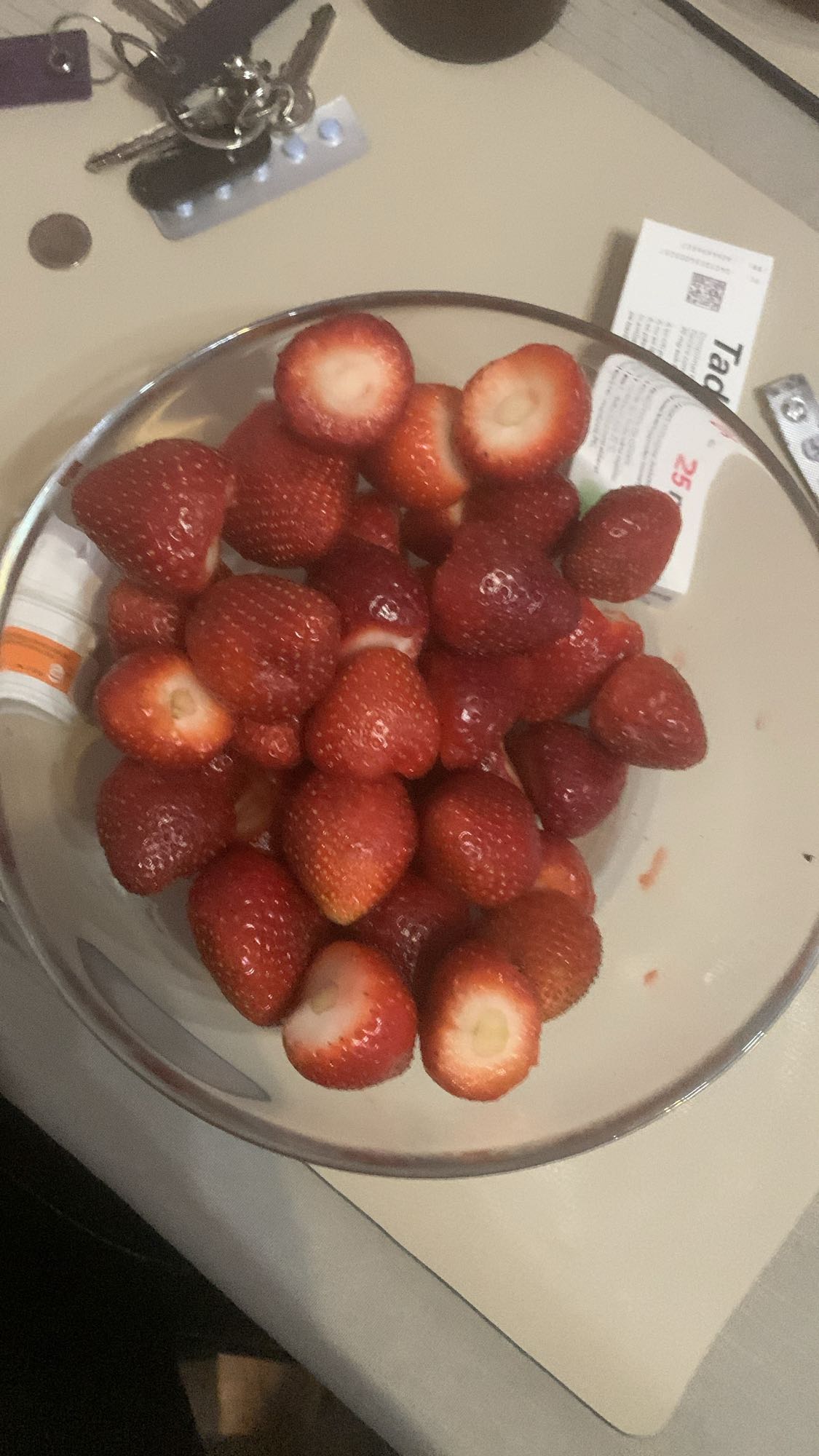 Castron cu căpșuni