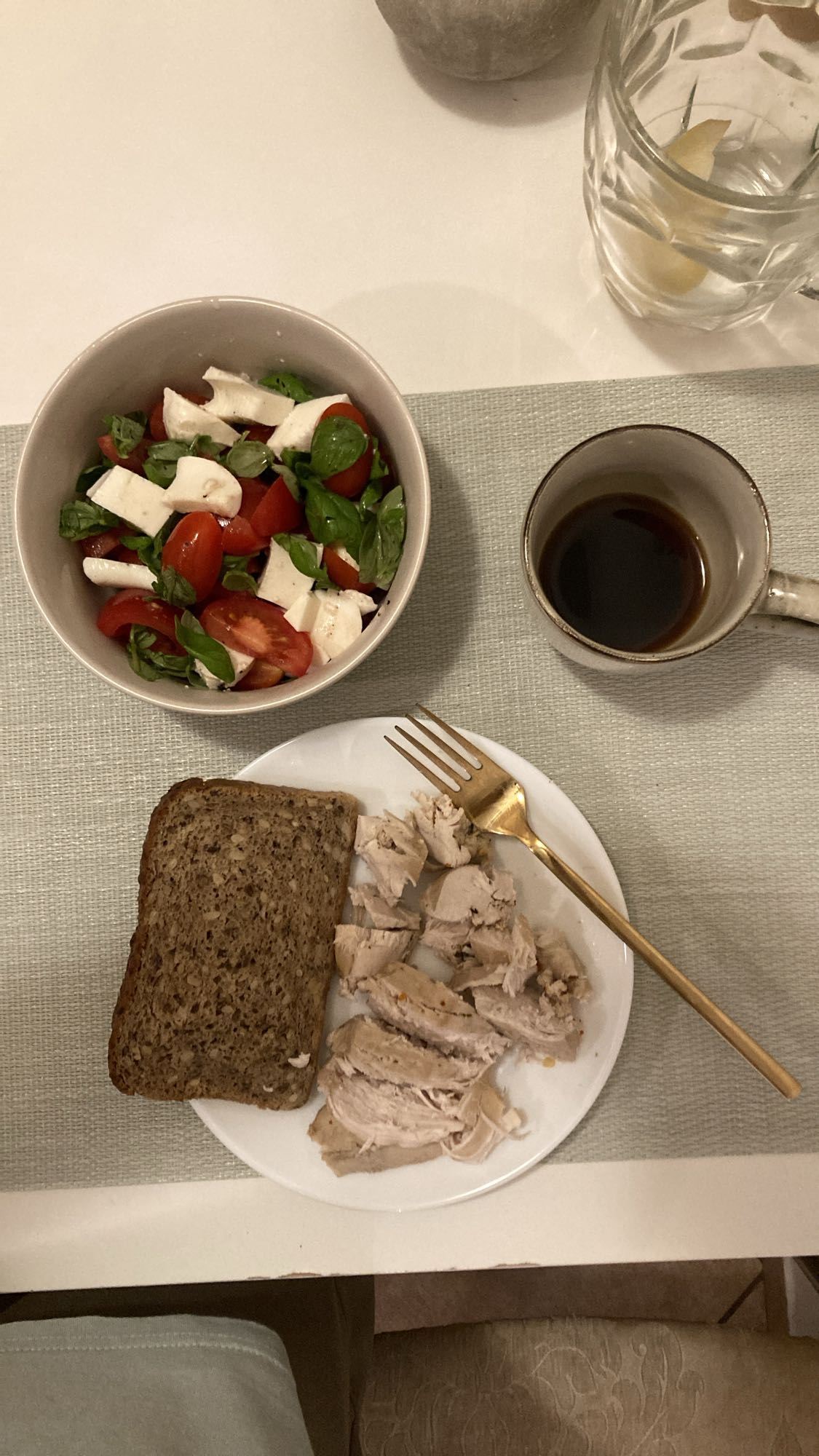 Chicken, salad, bread meal