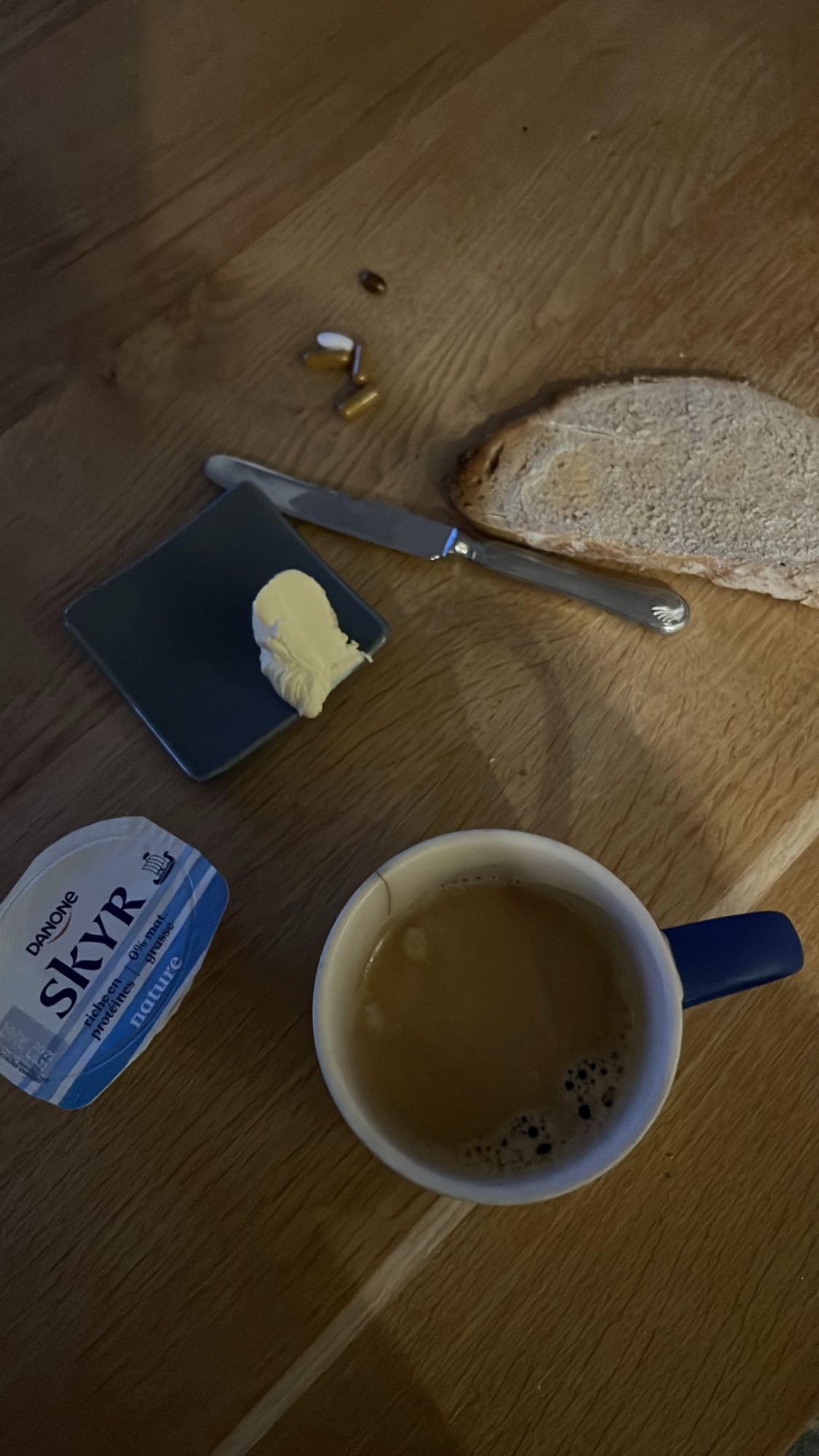 Petit-déjeuner skyr café