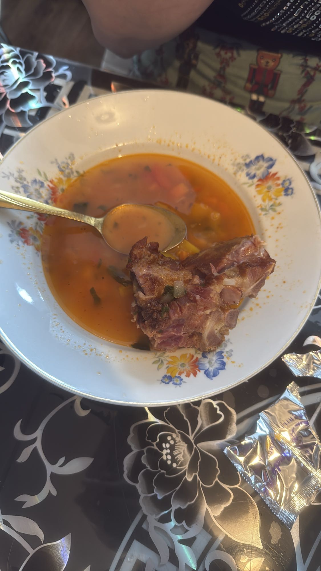 Soupe de porc et légumes