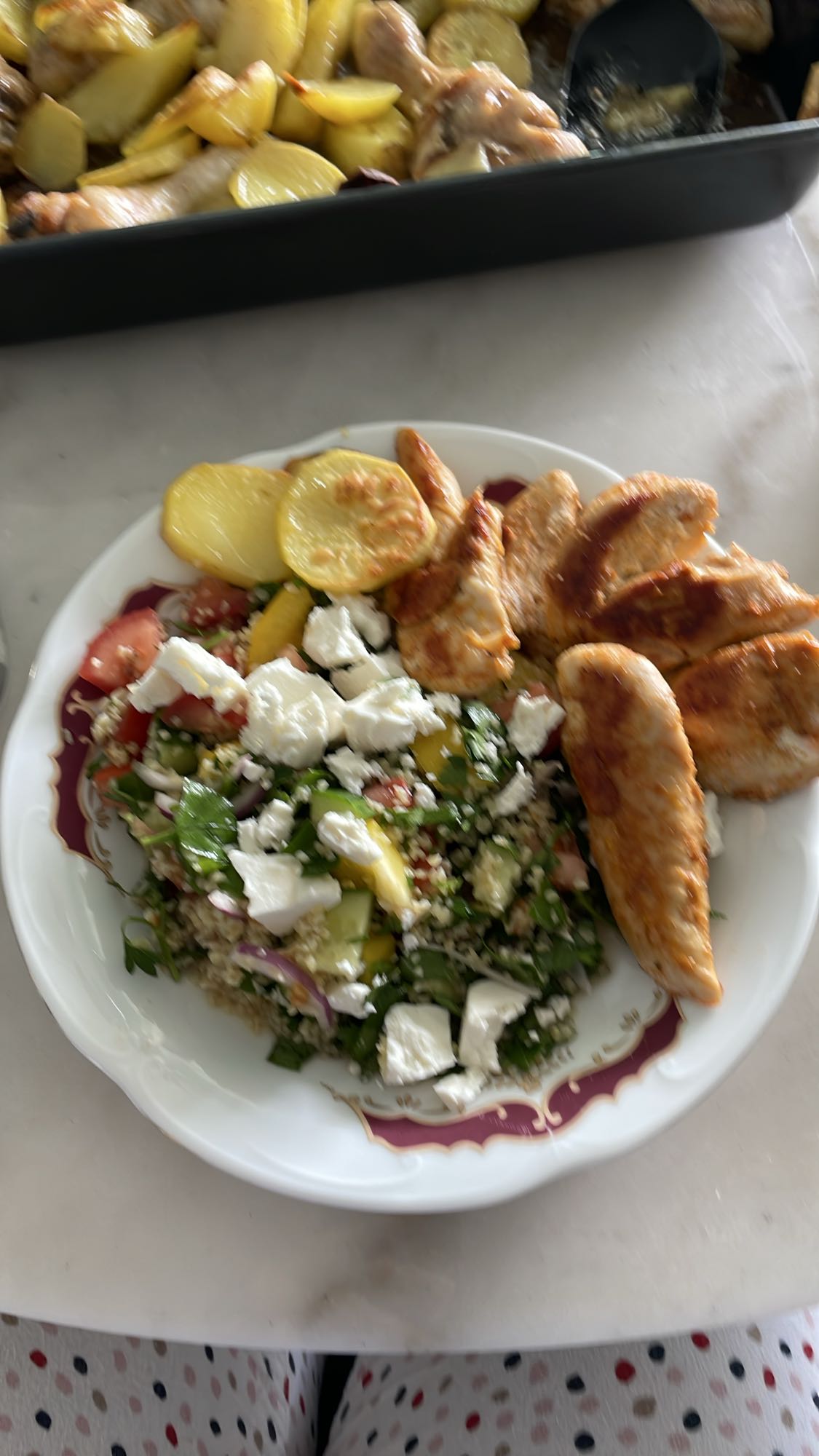 Kyckling med bulgursallad