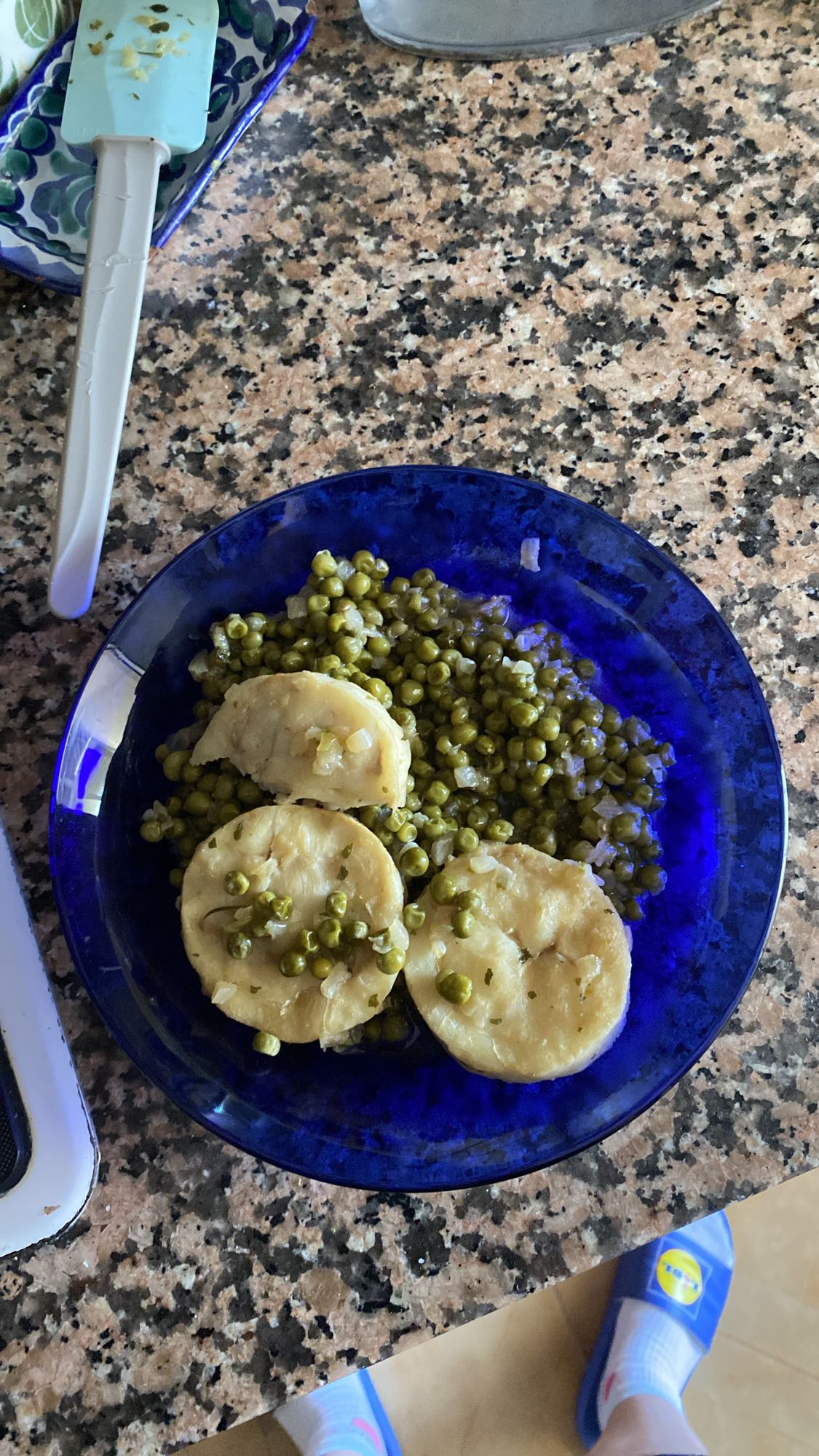 Green peas, boiled plantain and hake