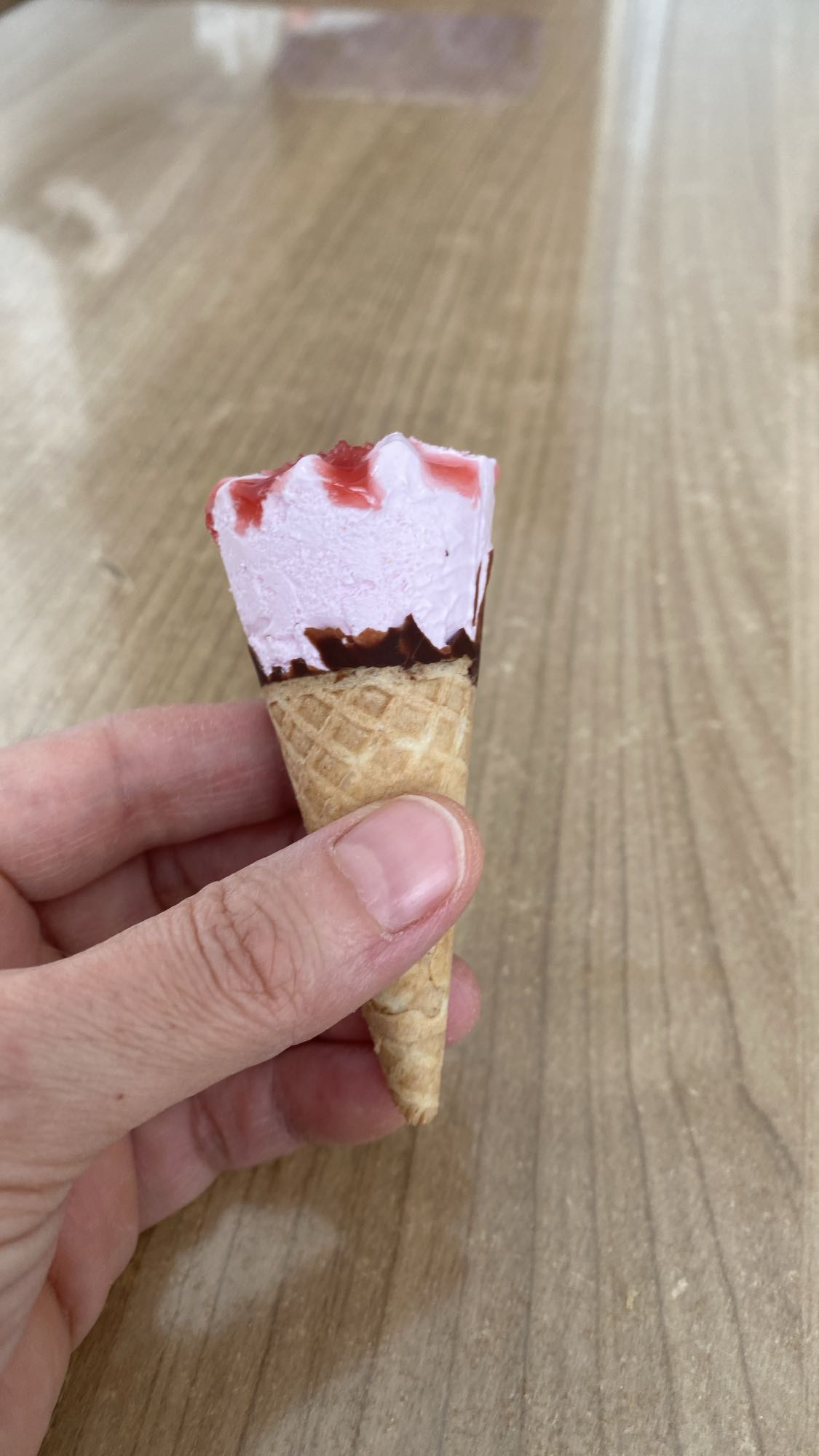 Mini Erdbeer-Eis