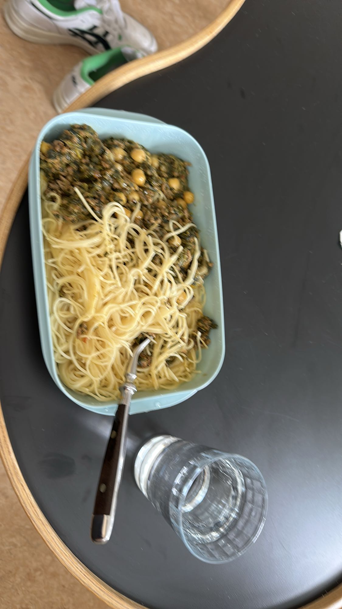 Pasta med kikärtsröra