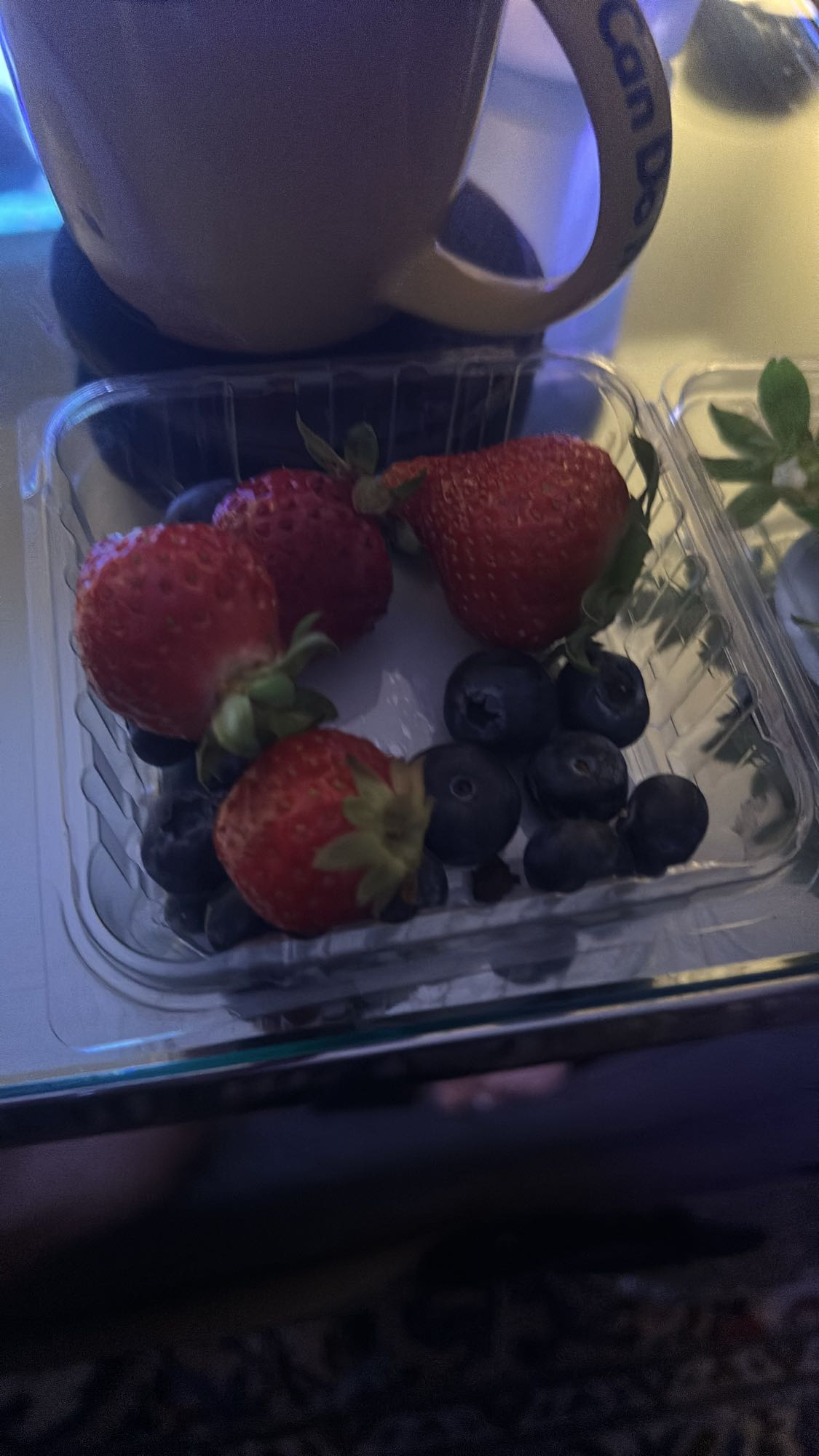 Jordbær og blåbær