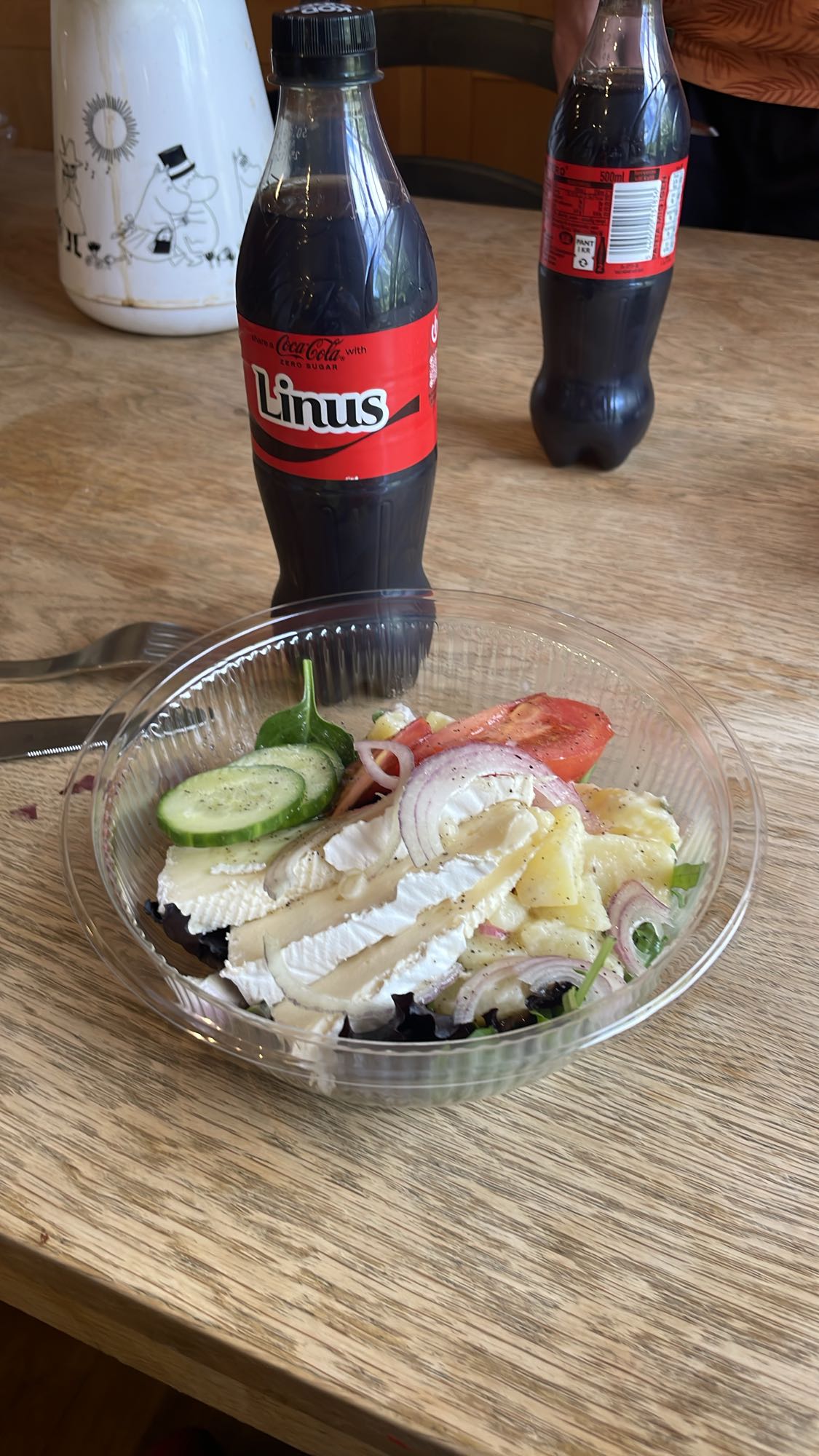 Sallad med brie och pasta