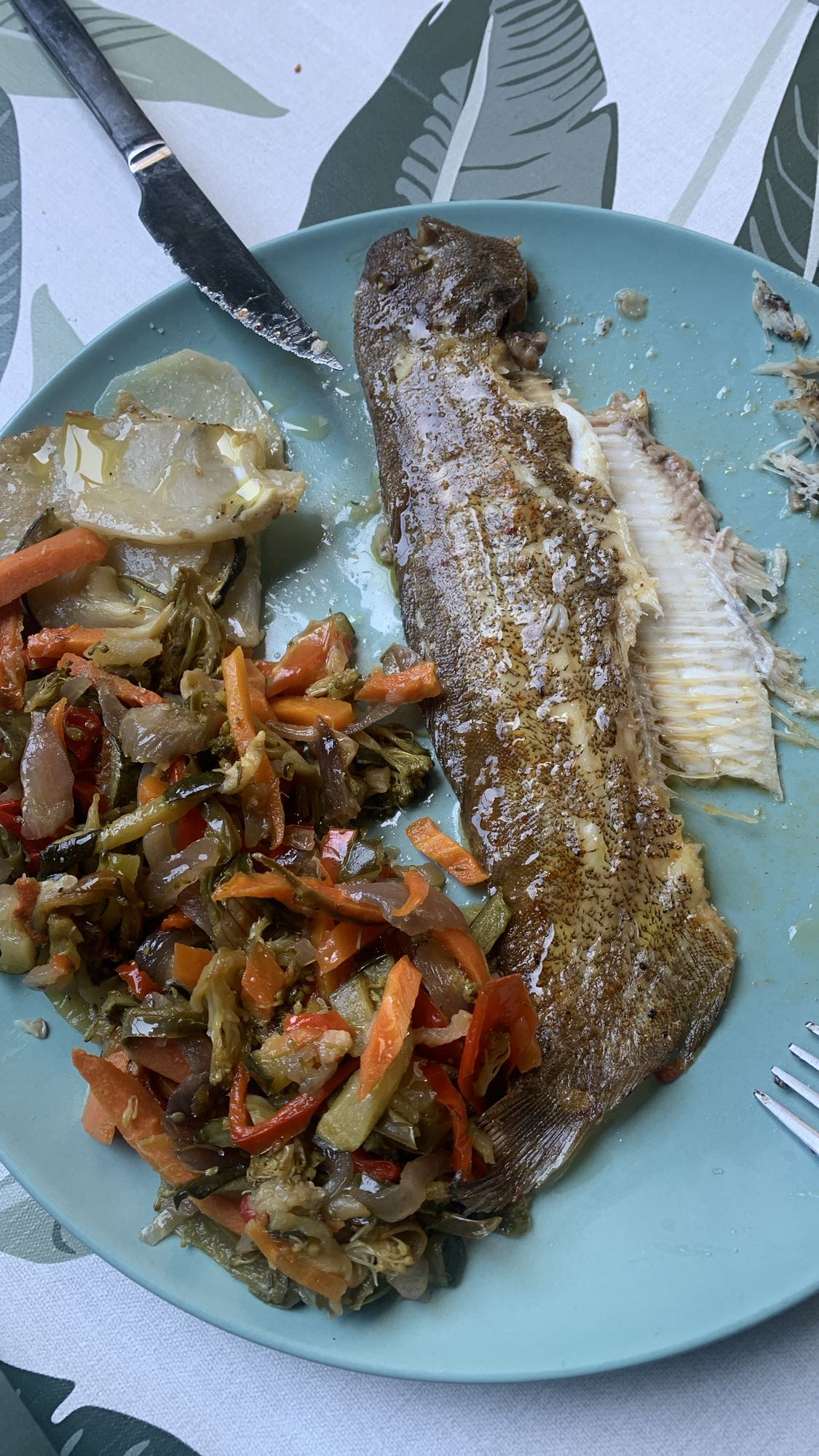 pescado con verduras