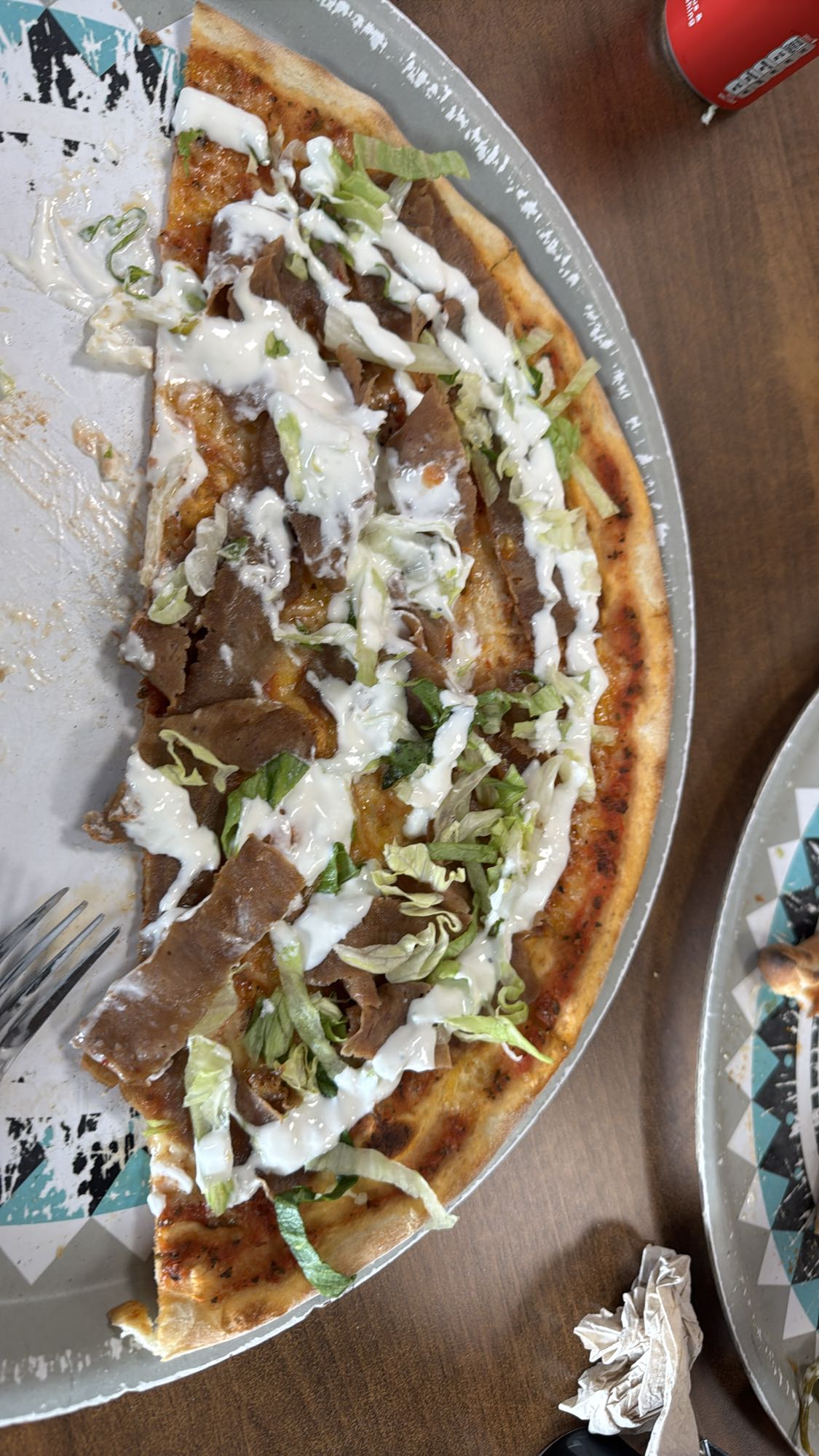 Kebabpizza med sås
