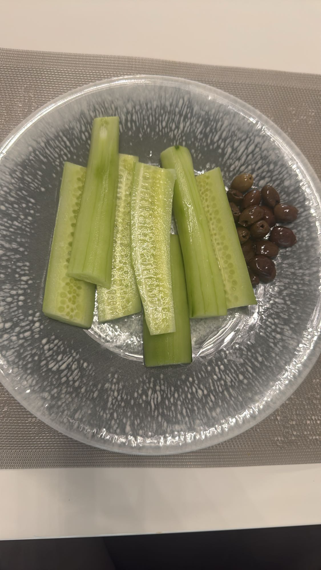Cucumber and olives plate