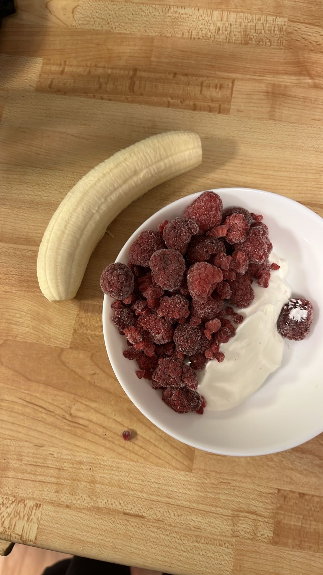 Bär, banan och yoghurt