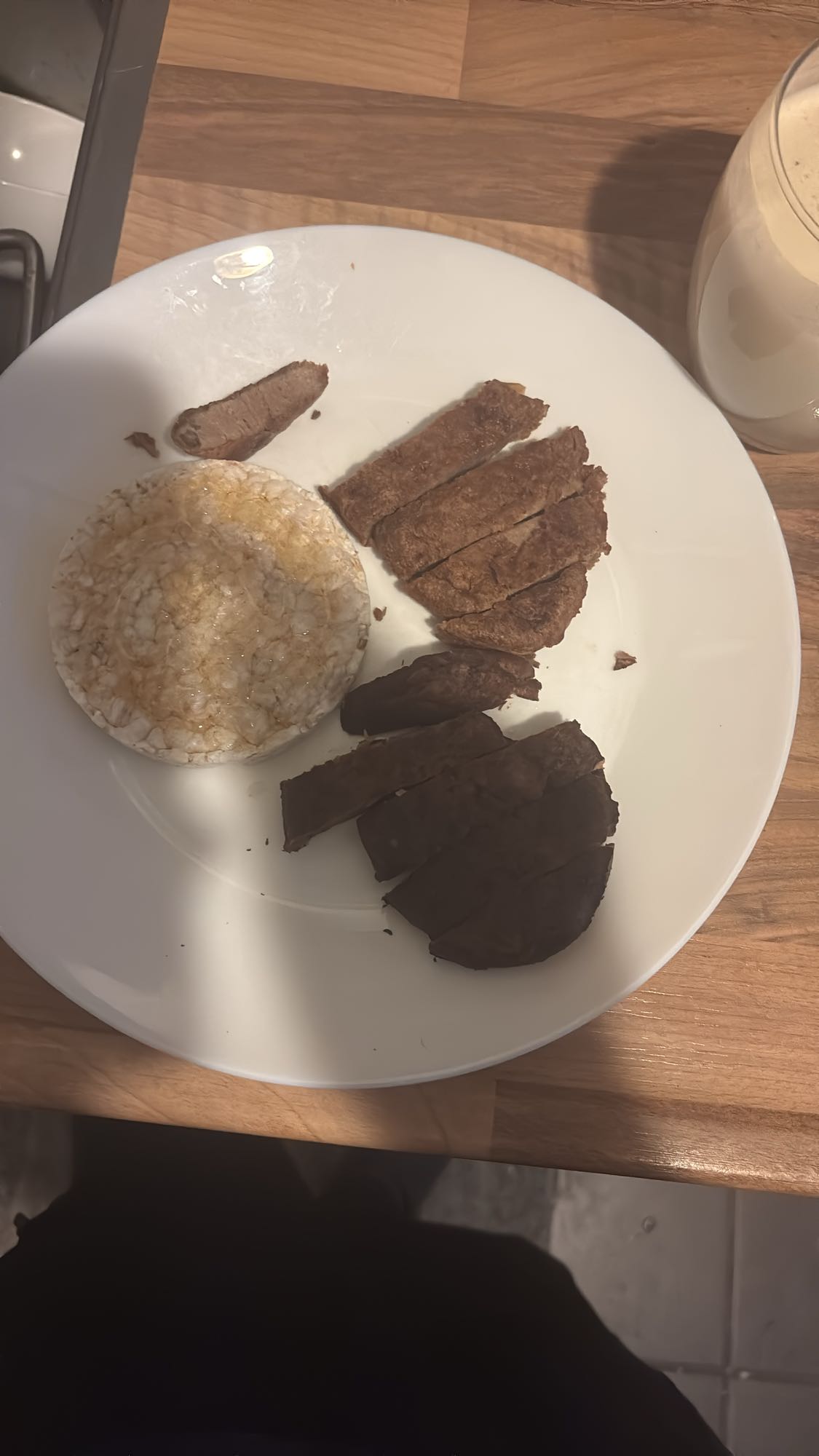 Rice cake and steak meal