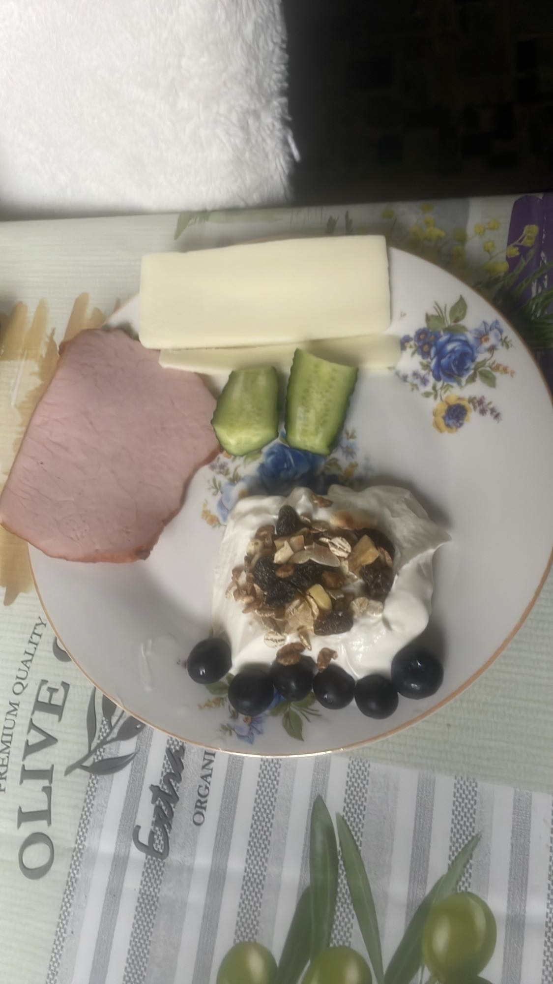 Mic dejun proteic cu iaurt